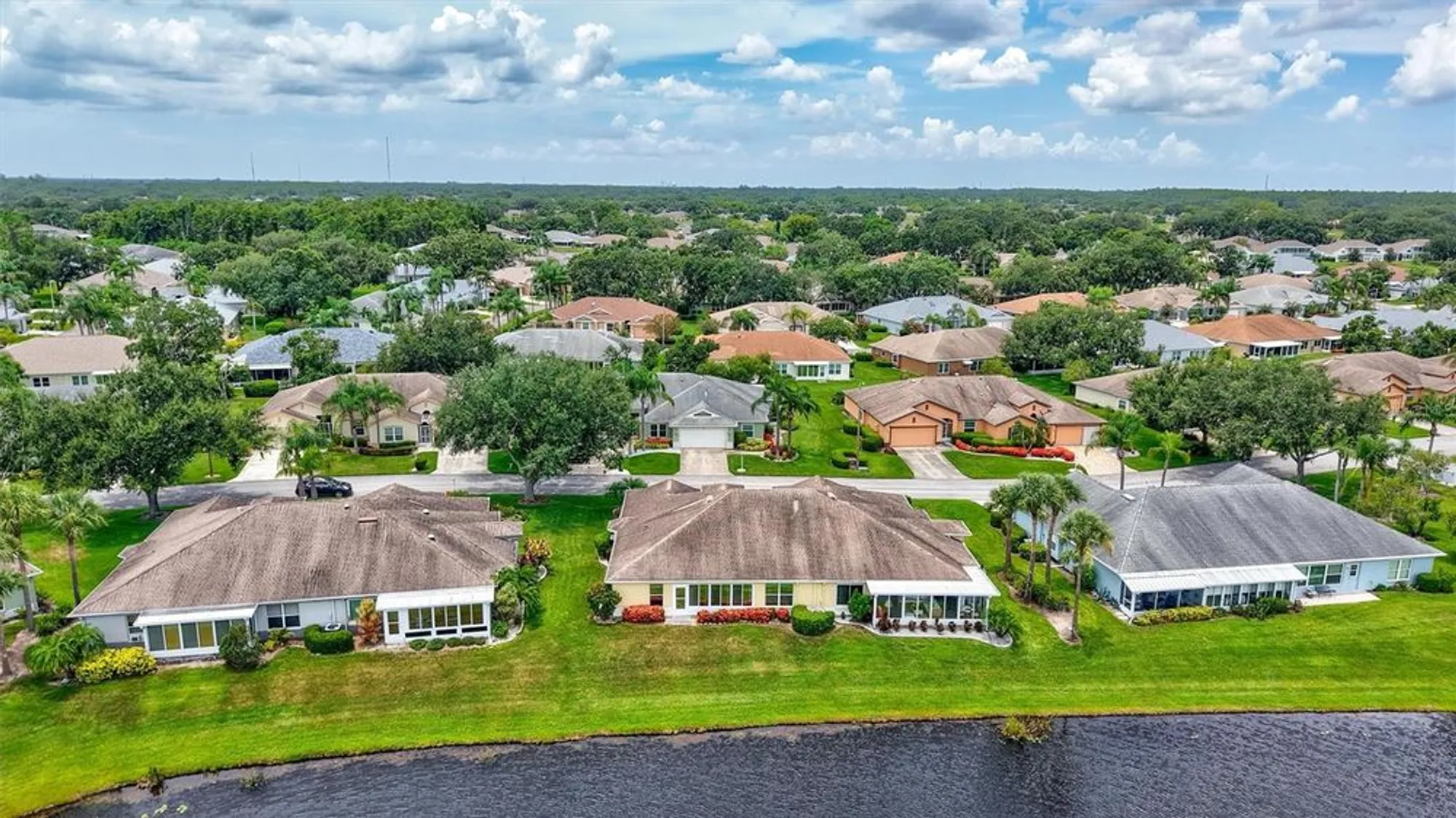 Property Slideshow image 41 of 48 | 811 staffordshire ln 32, Sun City Center, FL, 33573