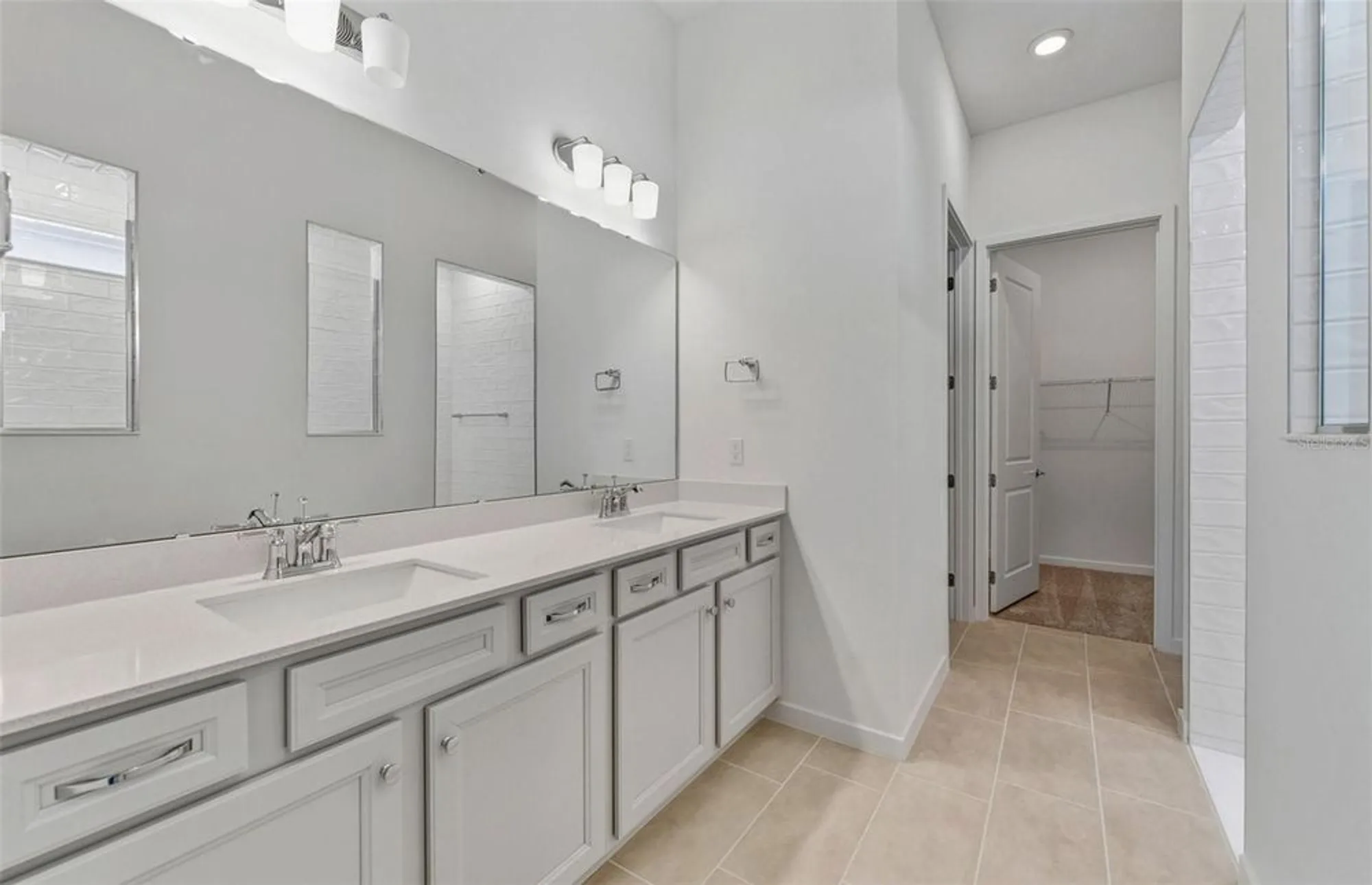 Property Slideshow image 10 of 29 | 13660 canyon ridge rd, Spring Hill, FL, 34610