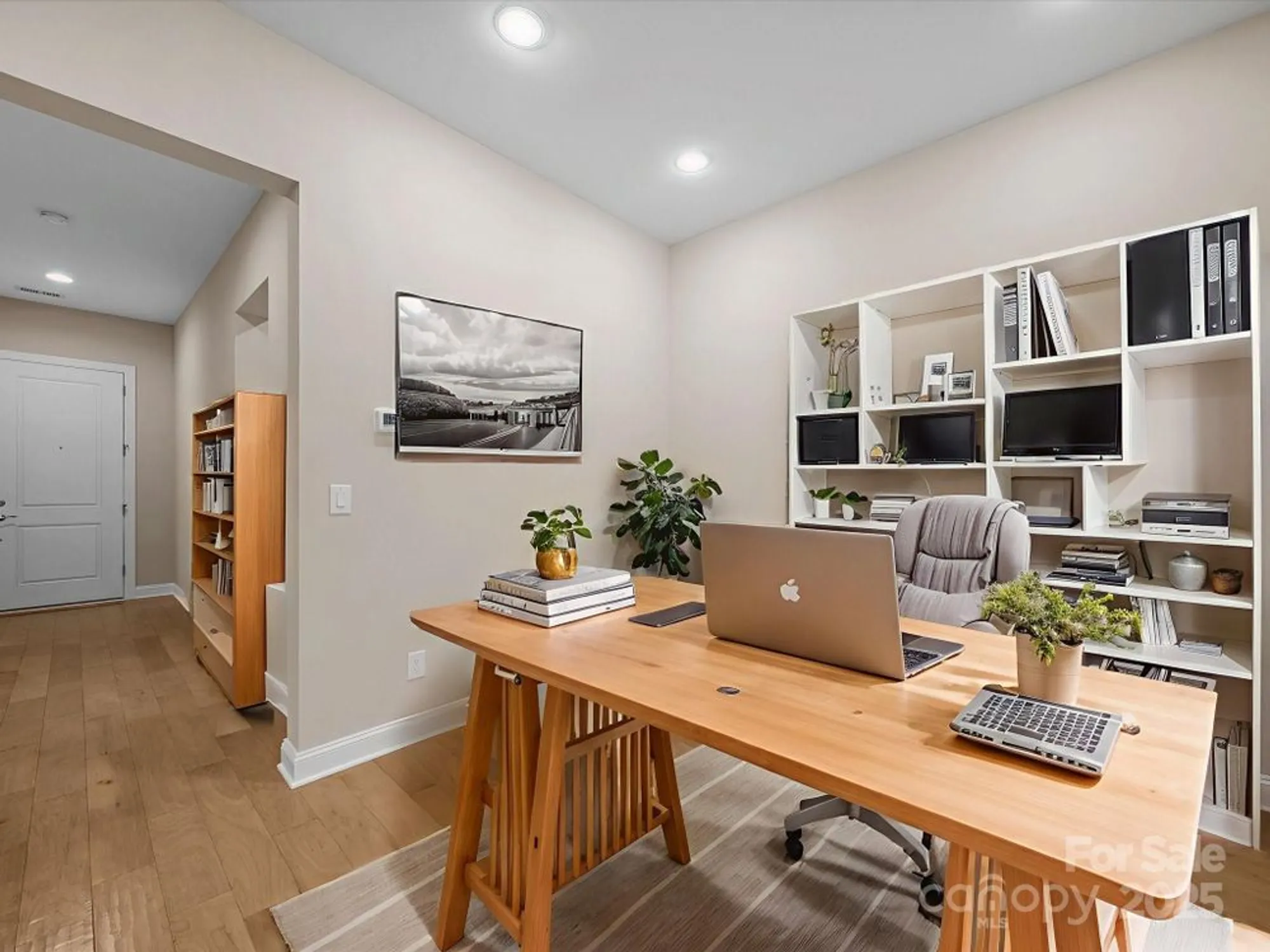 Property Slideshow image 9 of 44 | 253 stone mountain way, Denver, NC, 28037