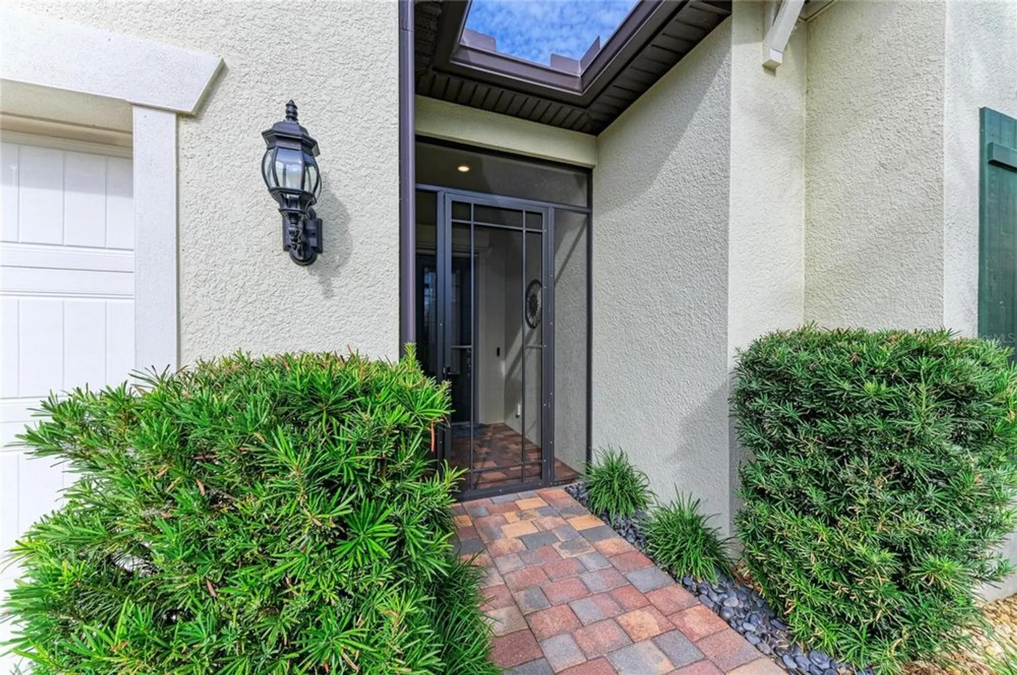 Property Slideshow image 12 of 85 | 17631 colebrook cir, Lakewood Ranch, FL, 34202
