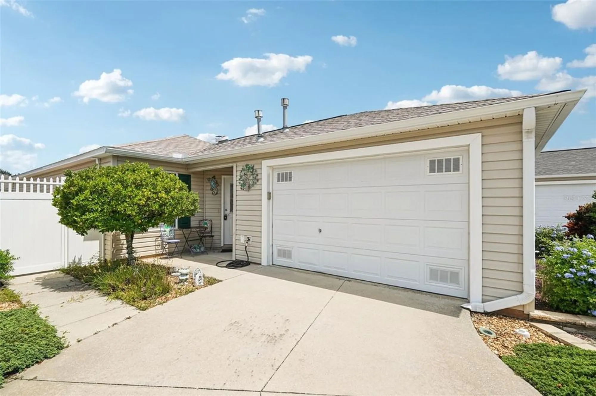 Property Slideshow image 4 of 33 | 523 richburg st, The Villages, FL, 32162