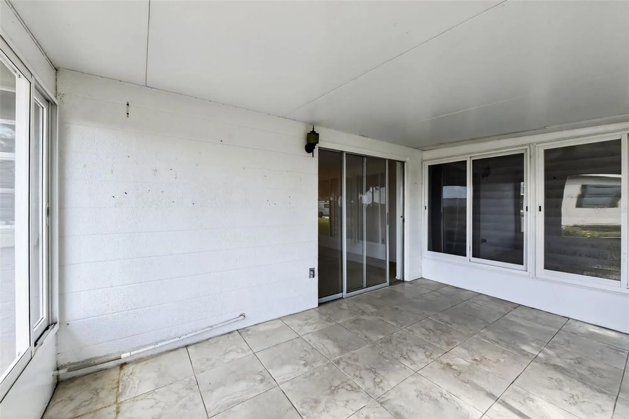 Property Slideshow image 25 of 27 | 2560 golf course dr 507, Sarasota, FL, 34234