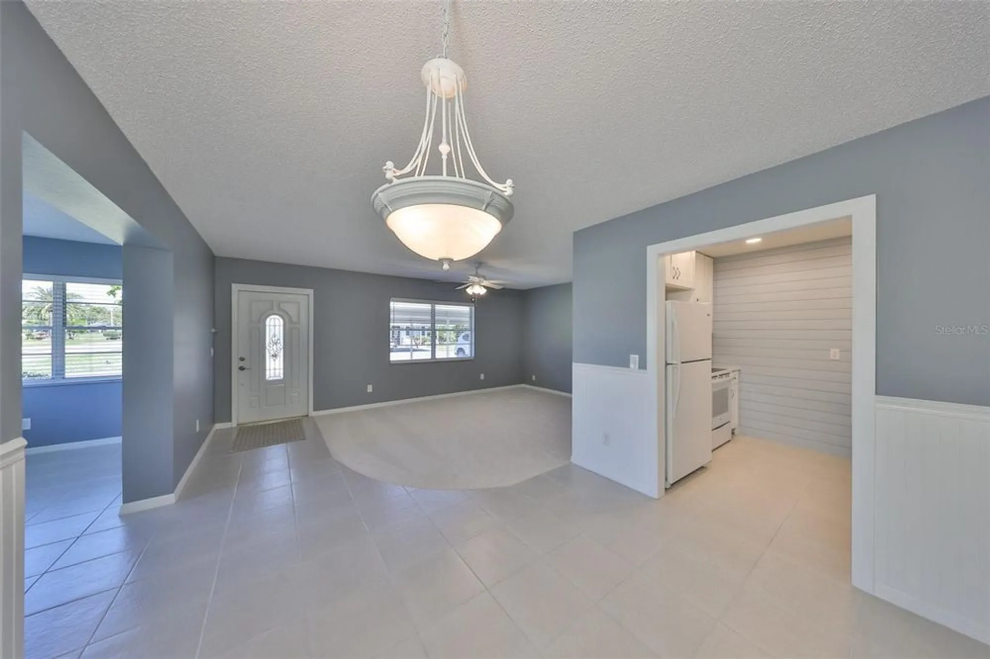 Property Slideshow image 5 of 38 | 124 gloucester blvd 355j, Sun City Center, FL, 33573