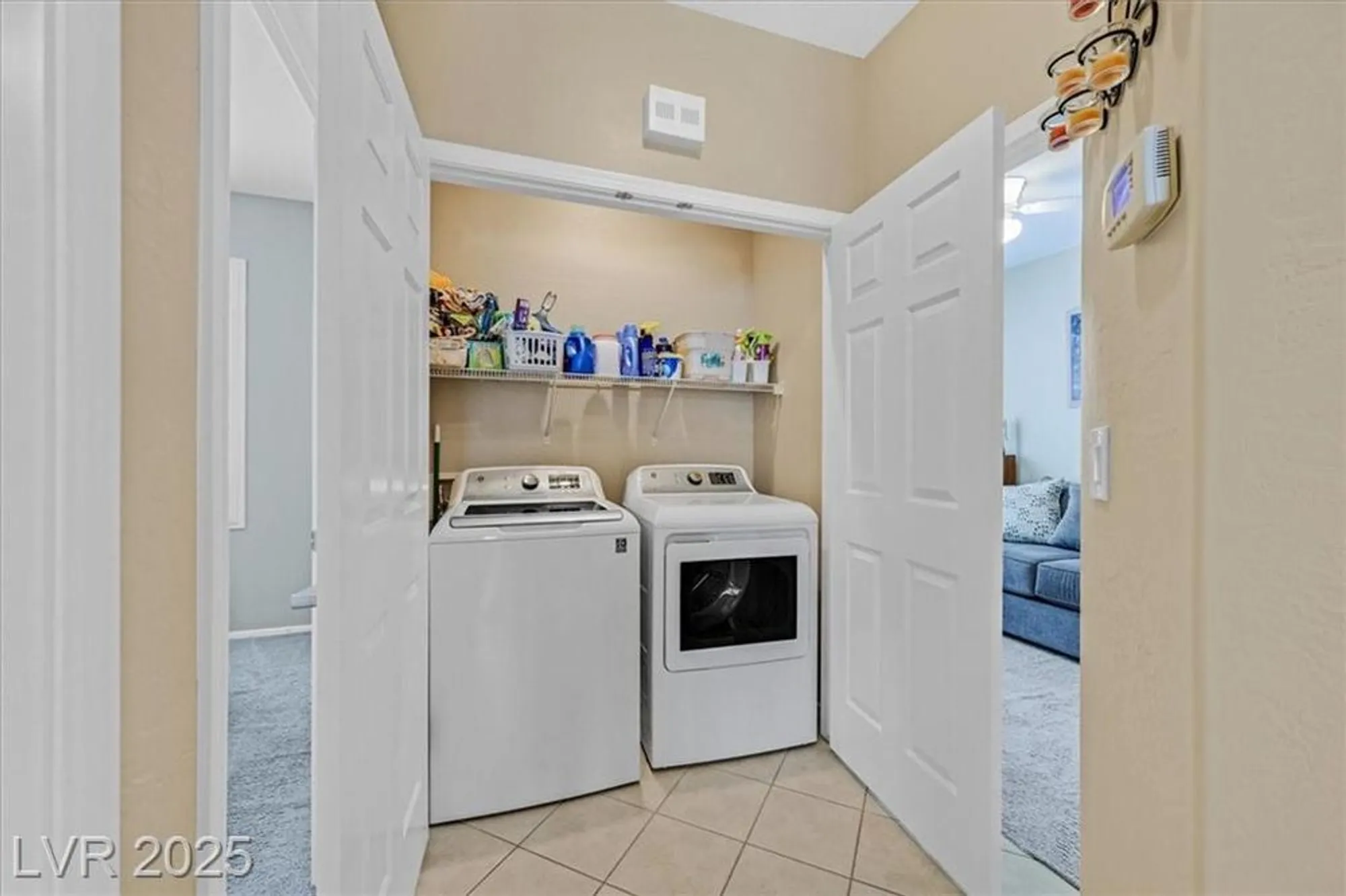 Property Slideshow image 24 of 35 | 2526 crater rock st, Henderson, NV, 89044