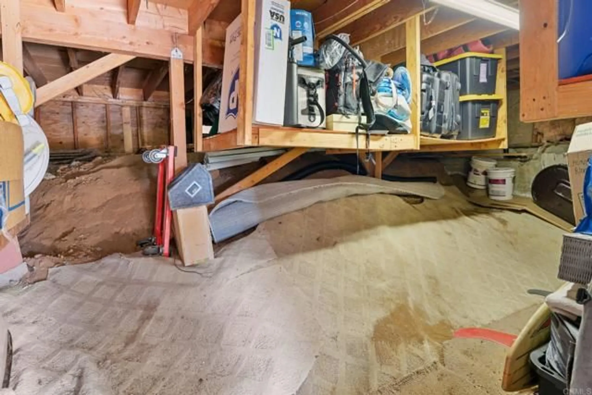 Property Slideshow image 32 of 53 | 10512 moon view way, Escondido, CA, 92026