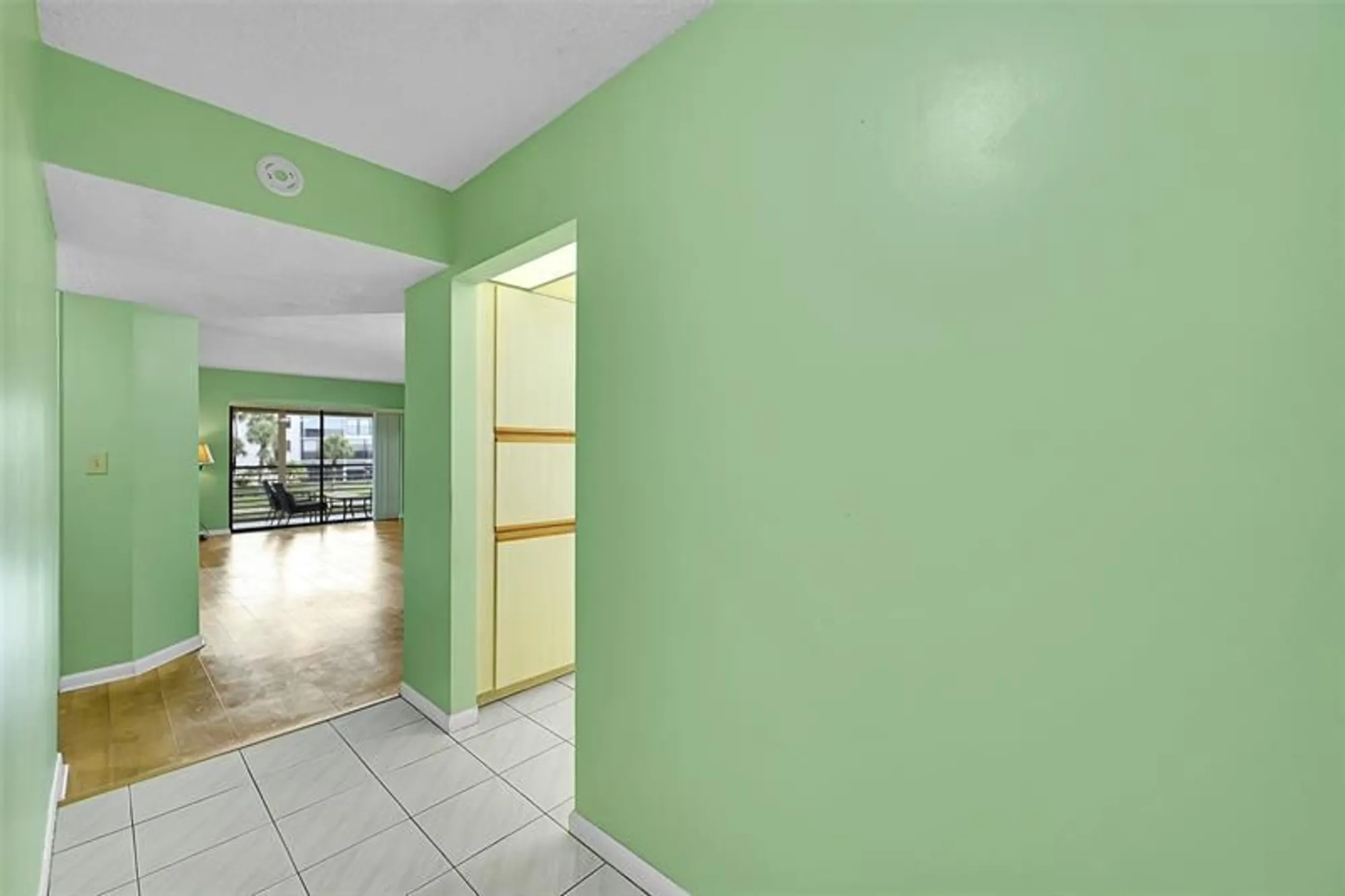 Property Slideshow image 9 of 64 | 4940 e sabal palm blvd apt 202, Tamarac, FL, 33319