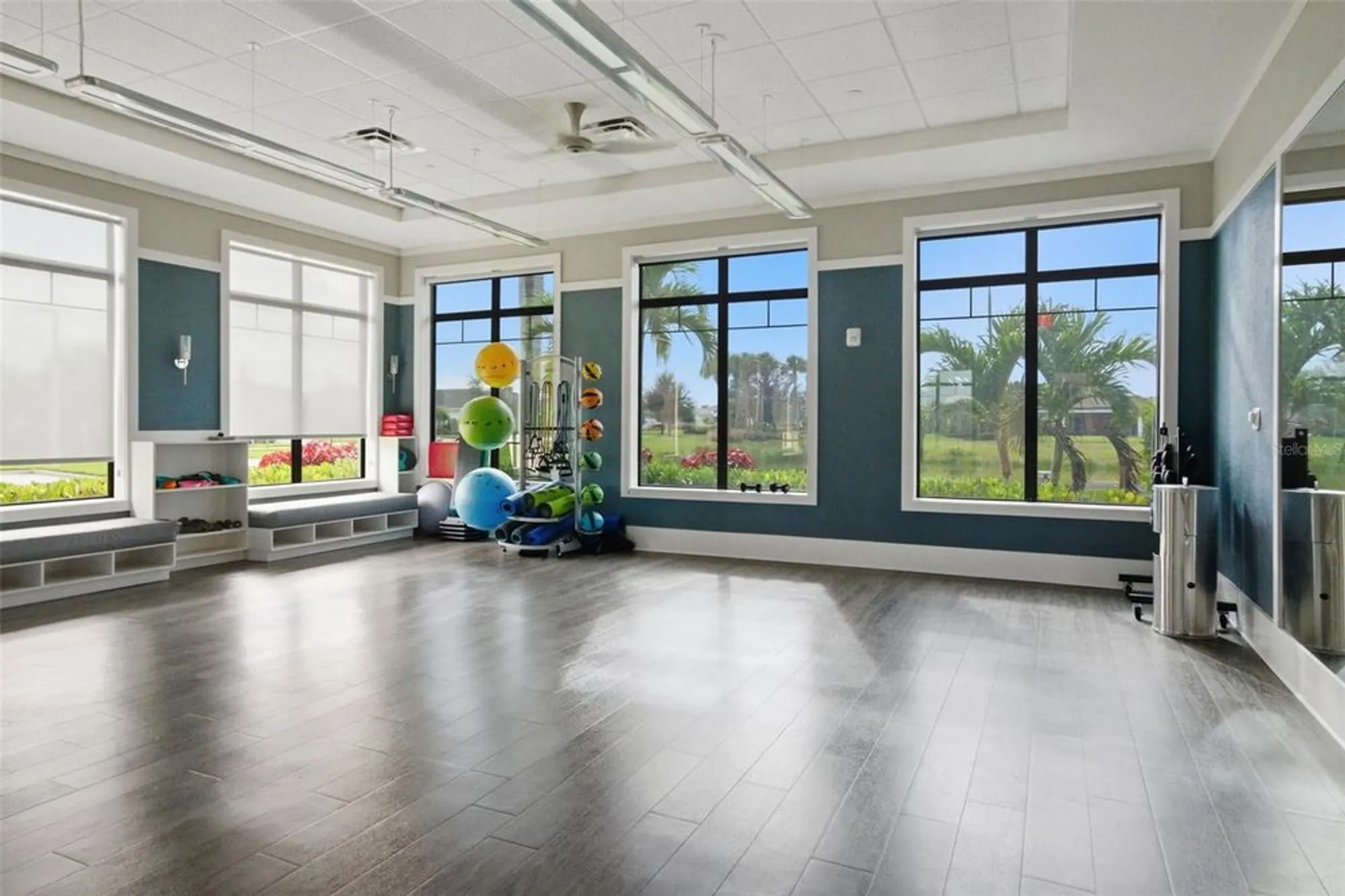 Property Slideshow image 65 of 71 | 5027 kiva cir, Bradenton, FL, 34211