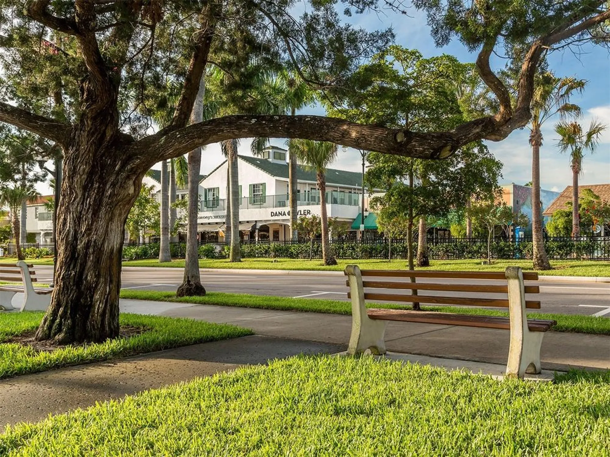 Property Slideshow image 42 of 68 | 437 cerromar ln unit 312, Venice, FL, 34293
