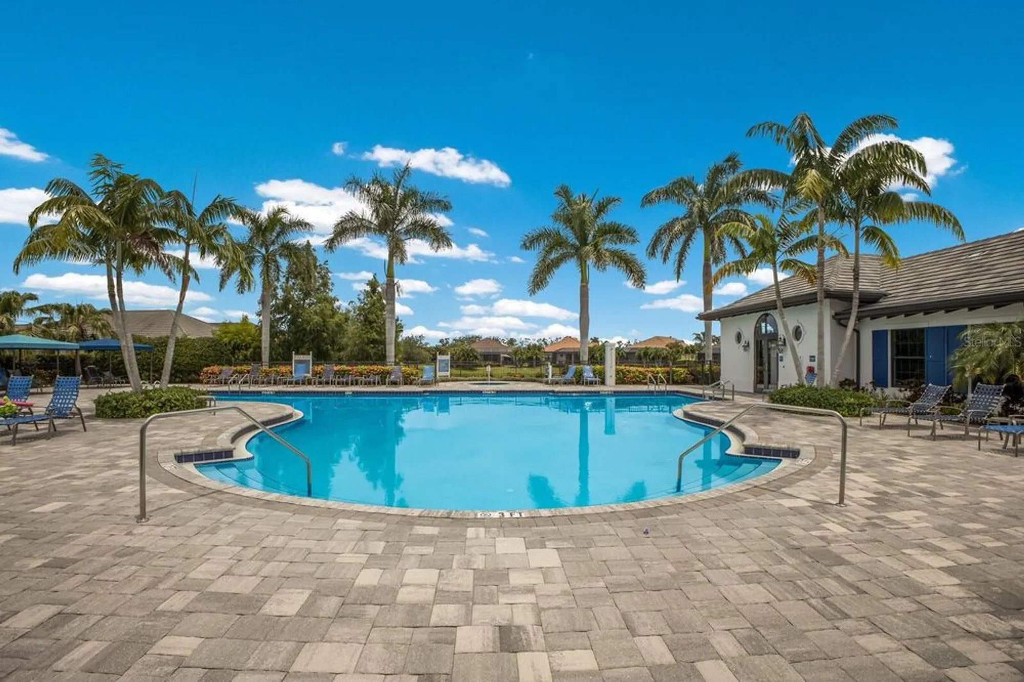 Property Slideshow image 39 of 59 | 2723 sapphire blue ln, Bradenton, FL, 34211