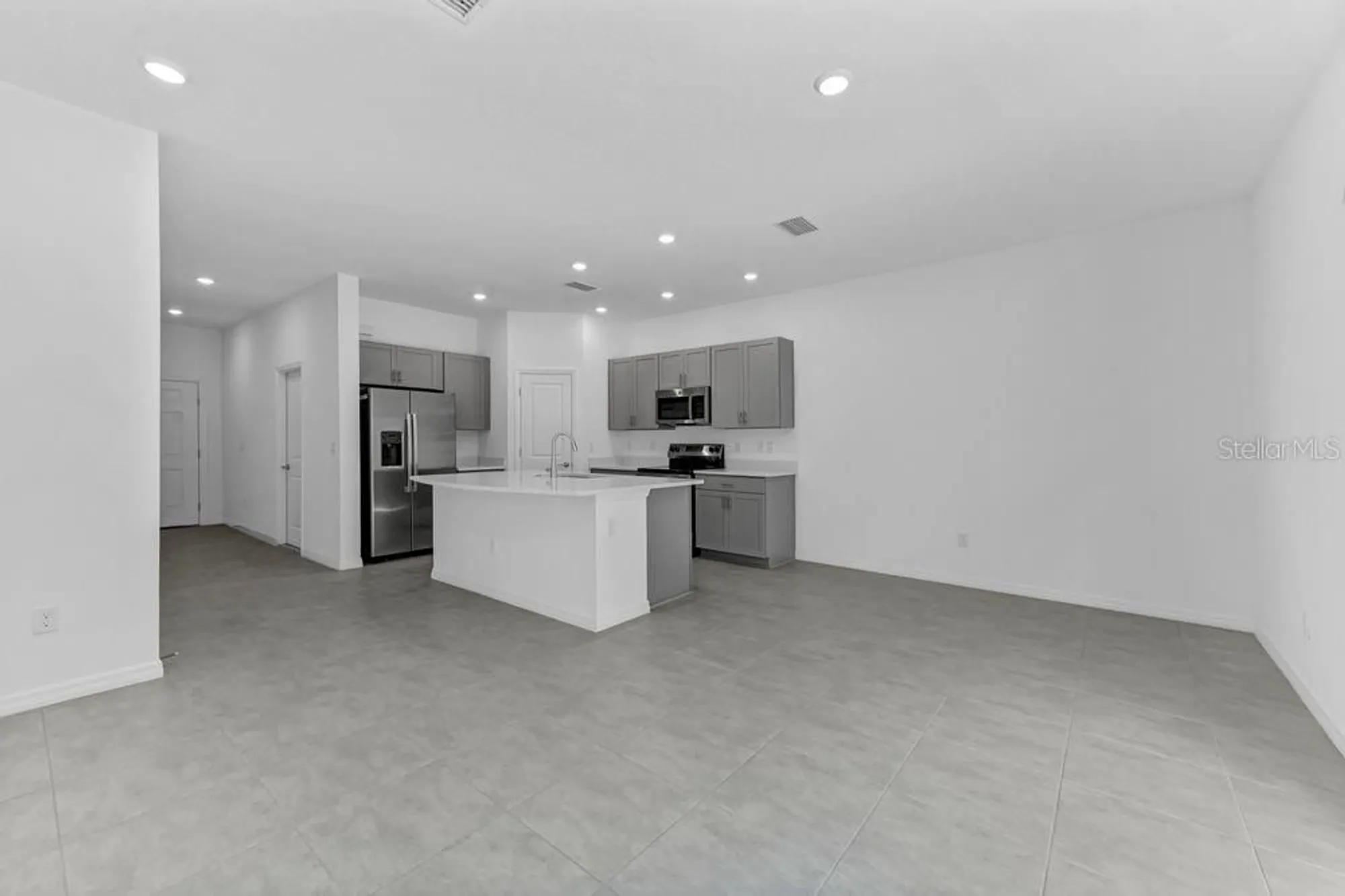 Property Slideshow image 11 of 45 | 15160 cuzcorro ct, Nokomis, FL, 34275