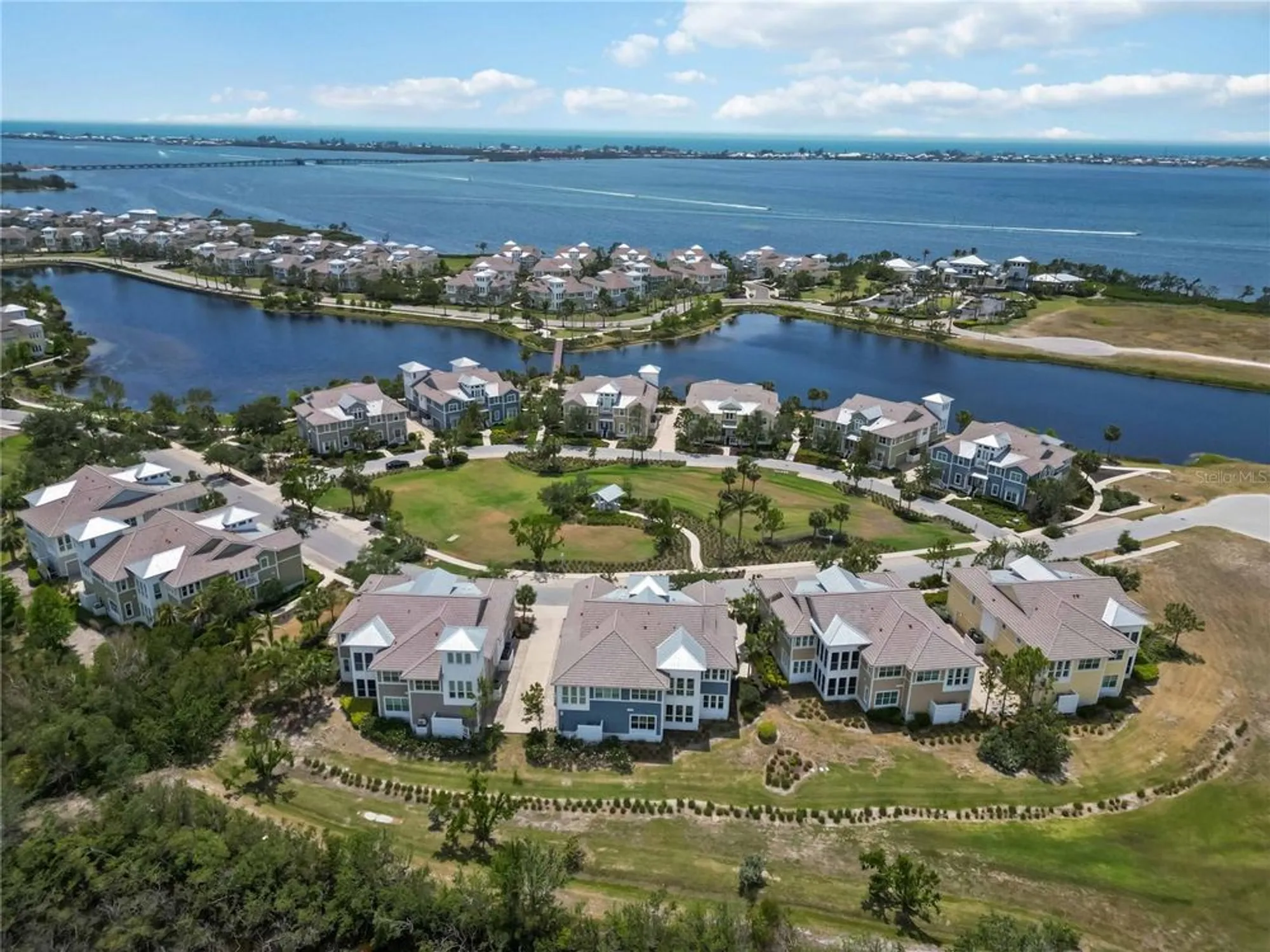 Property Slideshow image 40 of 88 | 230 sapphire lake dr unit 201, Bradenton, FL, 34209