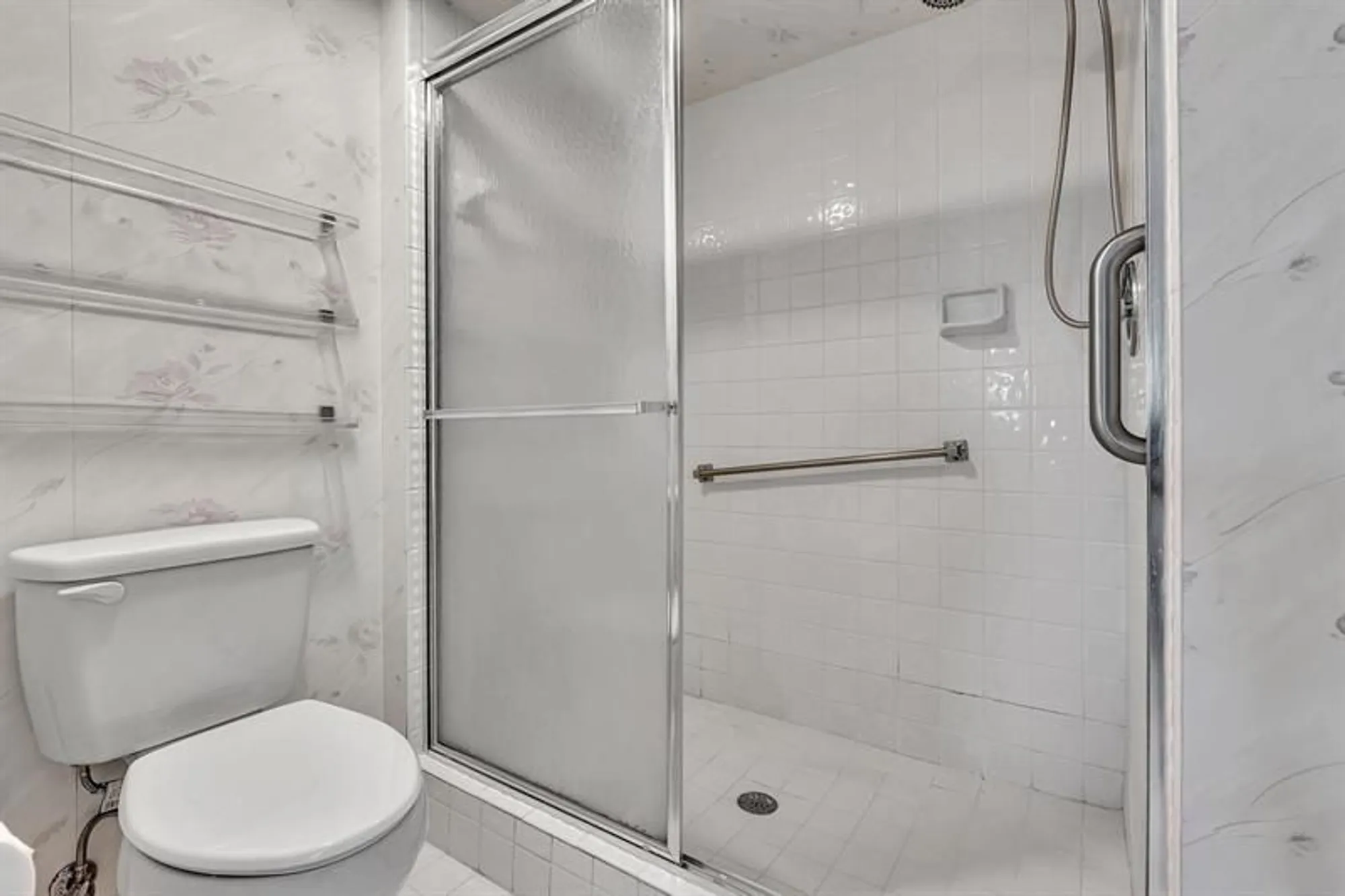 Property Slideshow image 31 of 81 | 7377 granville dr 311, Tamarac, FL, 33321
