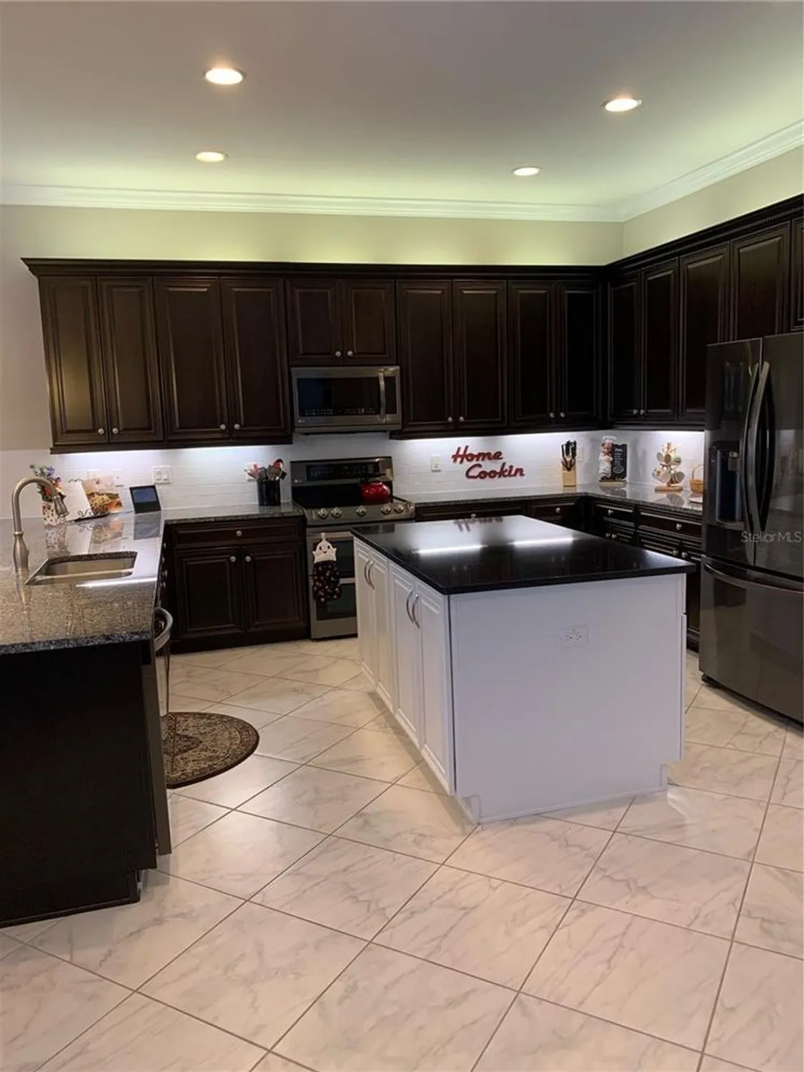 Property Slideshow image 33 of 87 | 16015 cape coral dr, Wimauma, FL, 33598