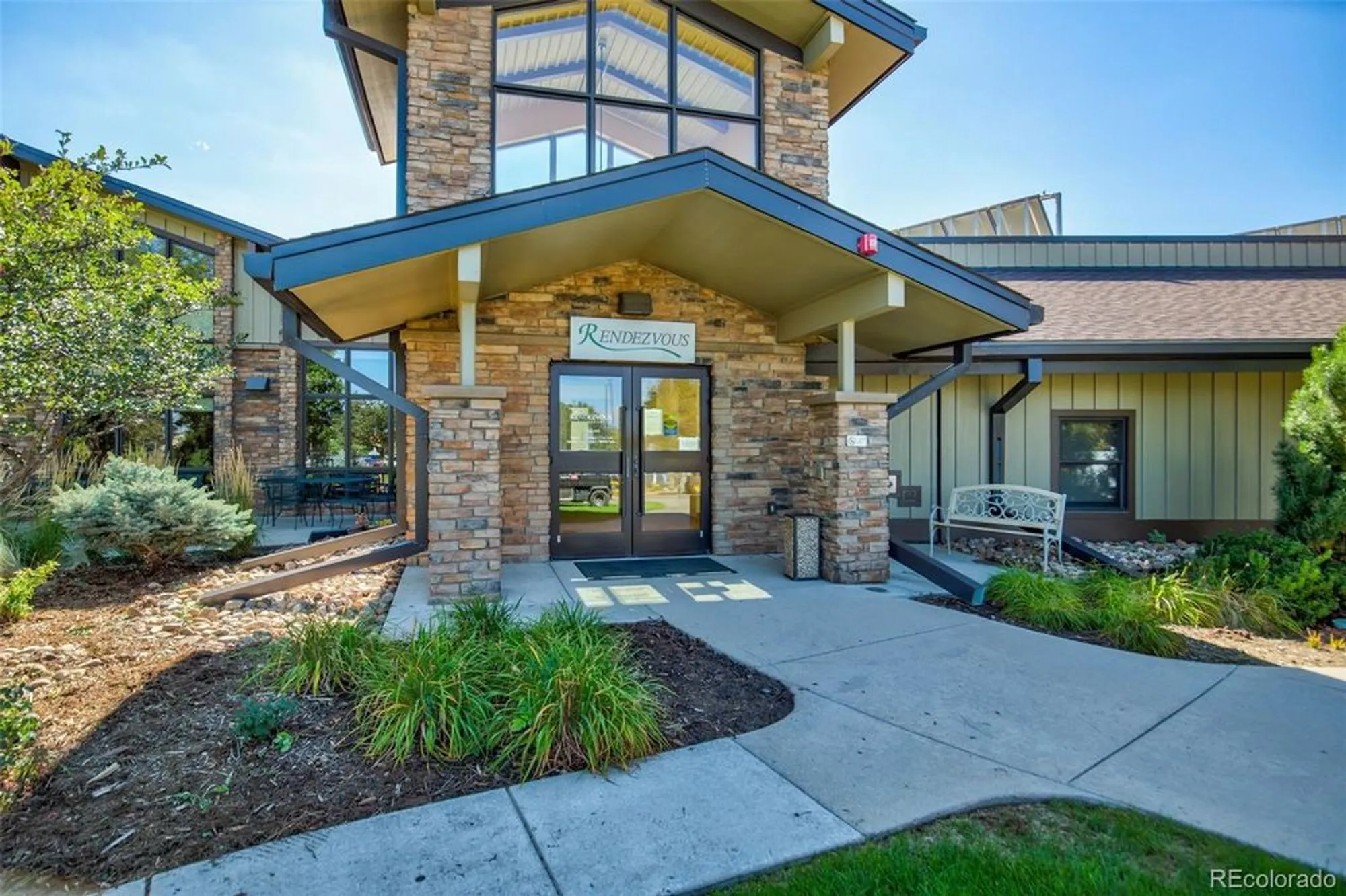 Property Slideshow image 39 of 40 | 13992 e marina dr 109, Aurora, CO, 80014