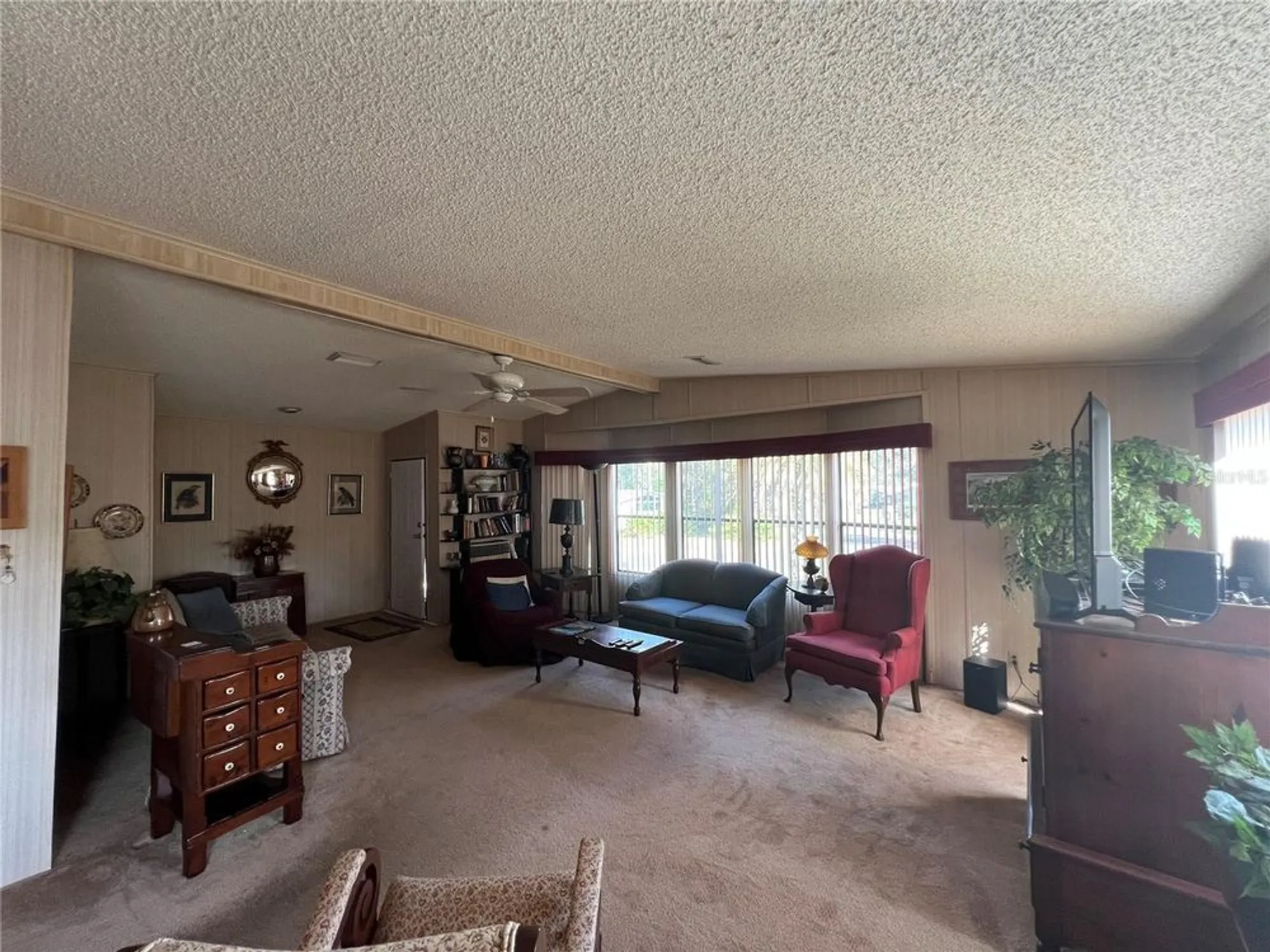 Property Slideshow image 14 of 40 | 110 timber way, Wildwood, FL, 34785