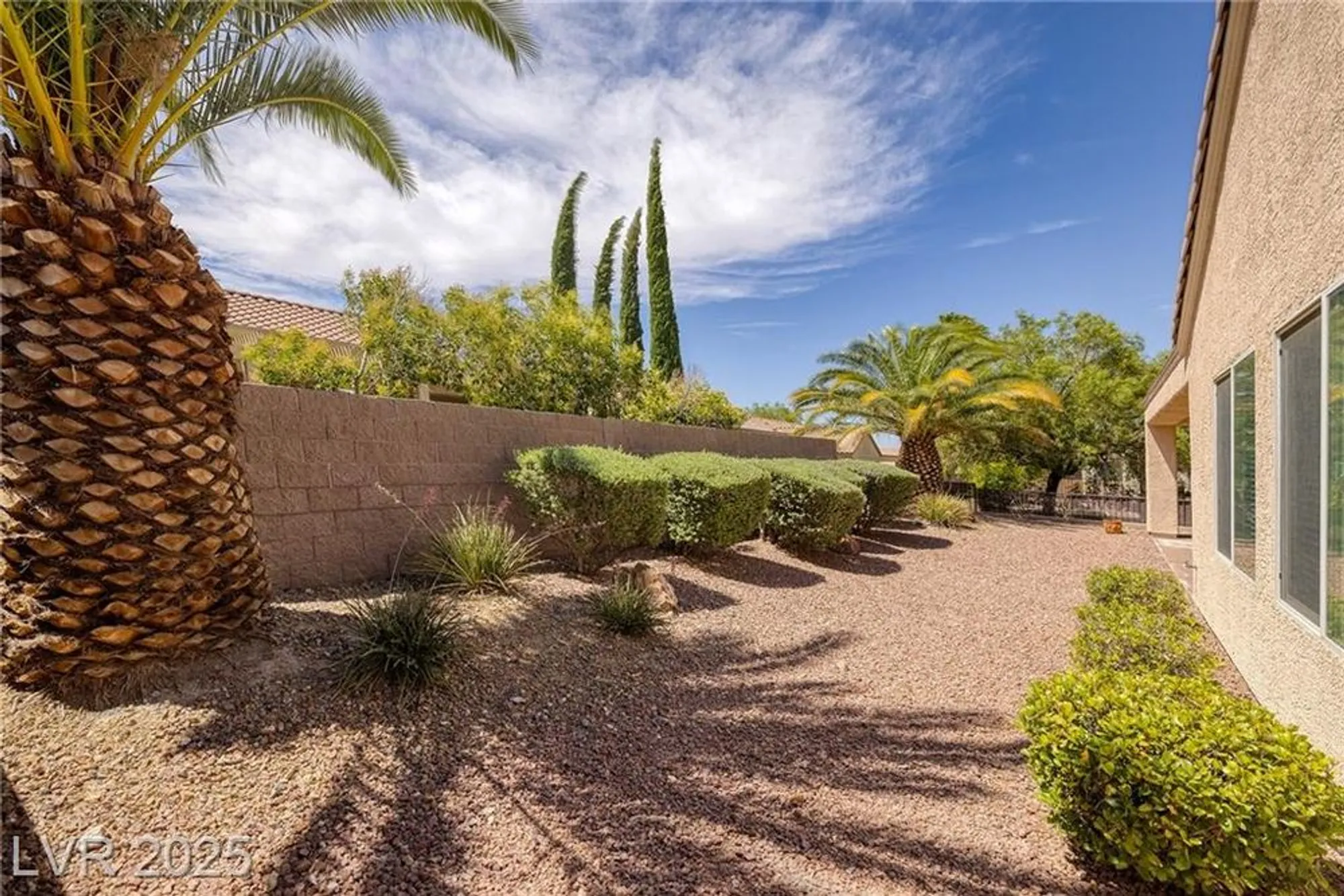 Property Slideshow image 6 of 37 | 2131 waterton rivers dr, Henderson, NV, 89044