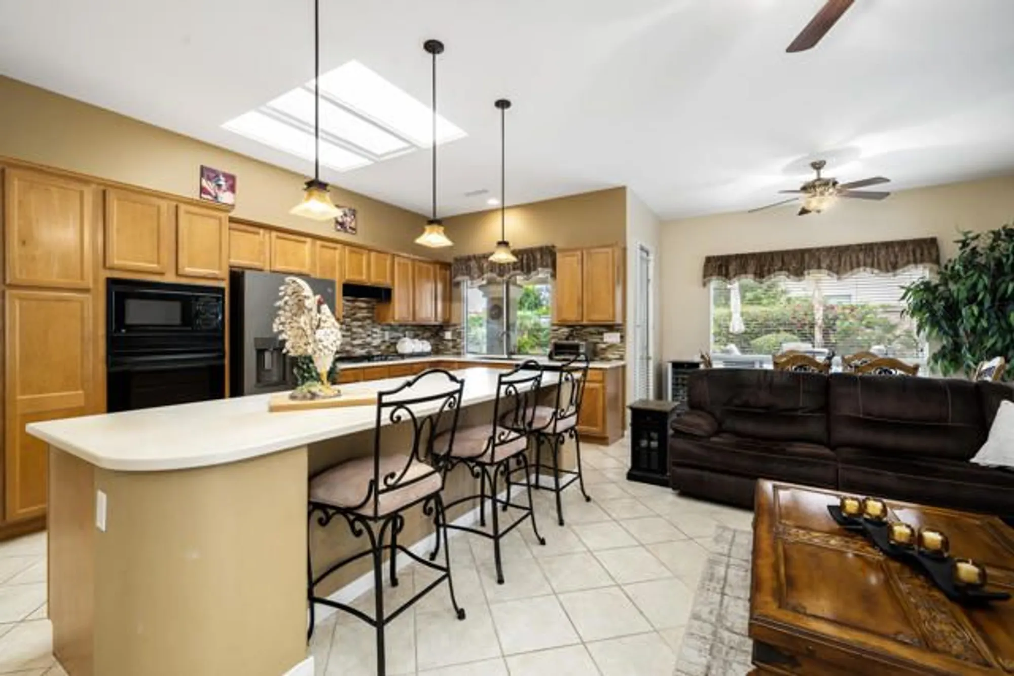 Property Slideshow image 13 of 47 | 35707 stonebriar dr, Palm Desert, CA, 92211