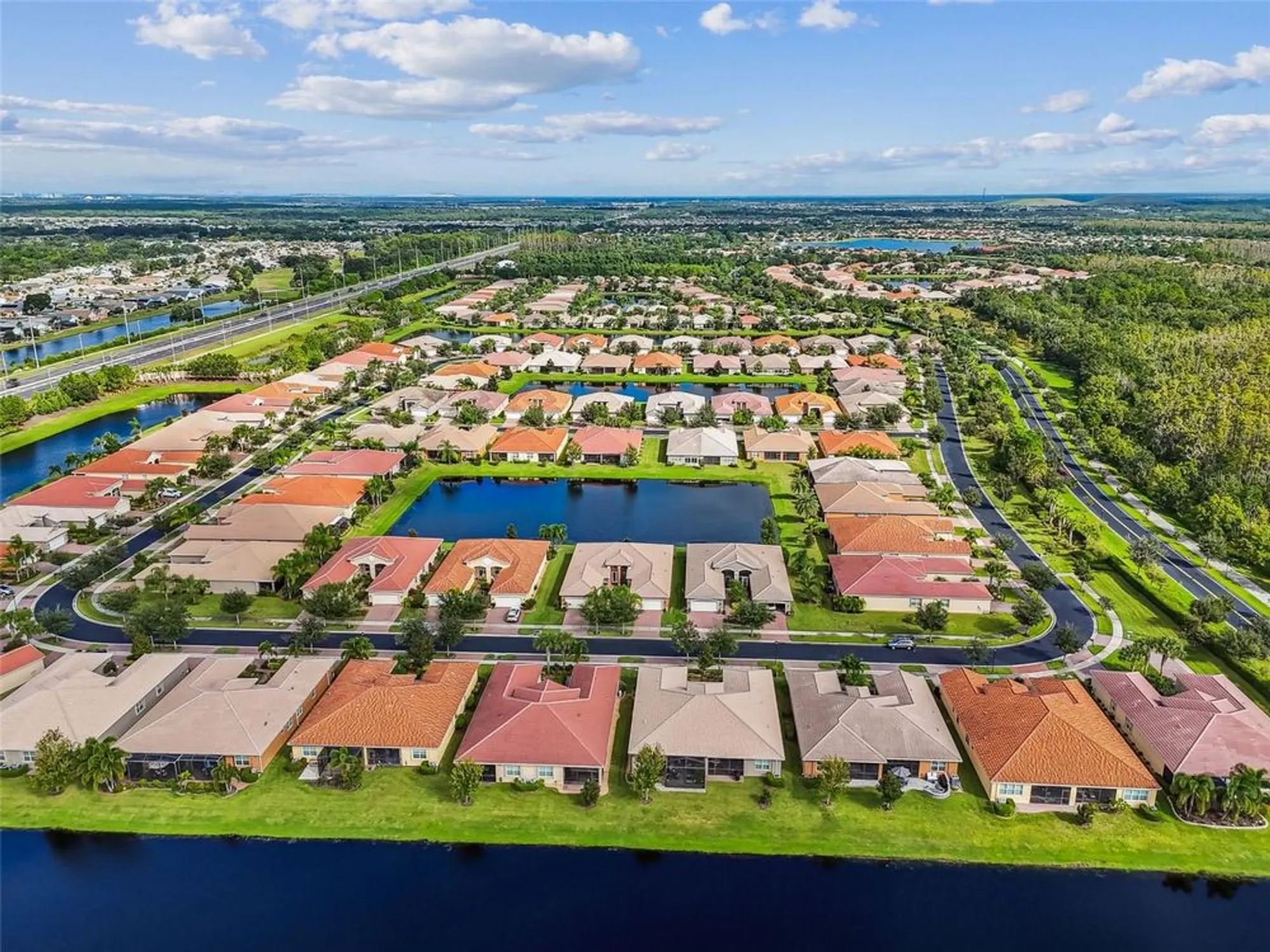 Property Slideshow image 52 of 87 | 4836 marble springs cir, Wimauma, FL, 33598