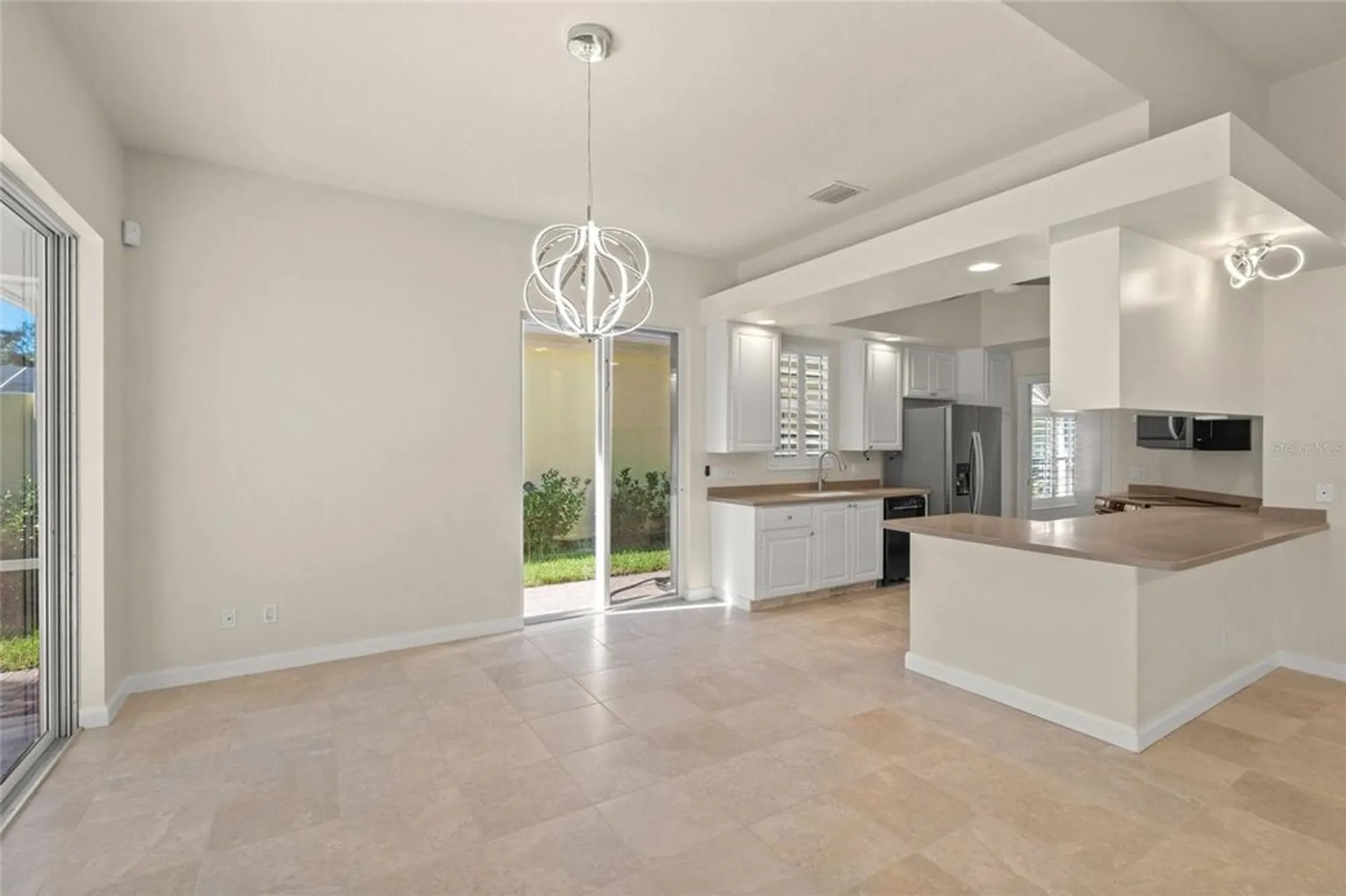 Property Slideshow image 5 of 46 | 5762 benevento dr, Sarasota, FL, 34238