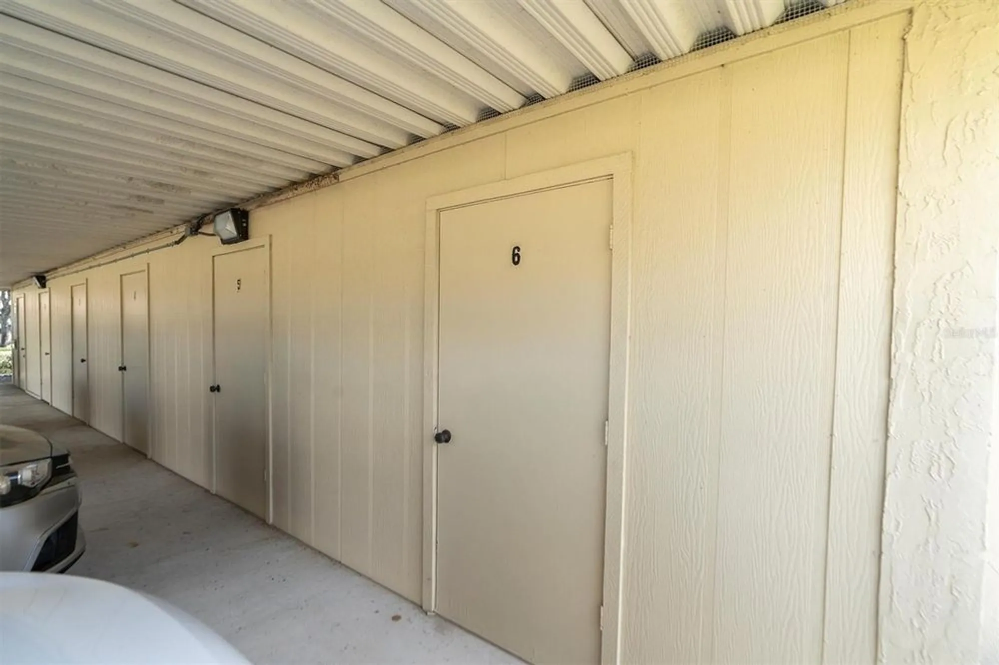Property Slideshow image 26 of 38 | 11311 dollar lake dr apt 6, Port Richey, FL, 34668