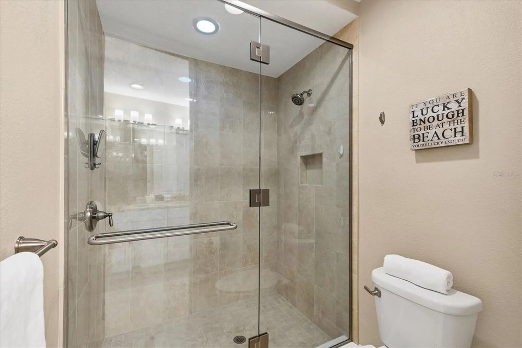 Property Slideshow image 15 of 61 | 396 aruba cir unit 302, Bradenton, FL, 34209