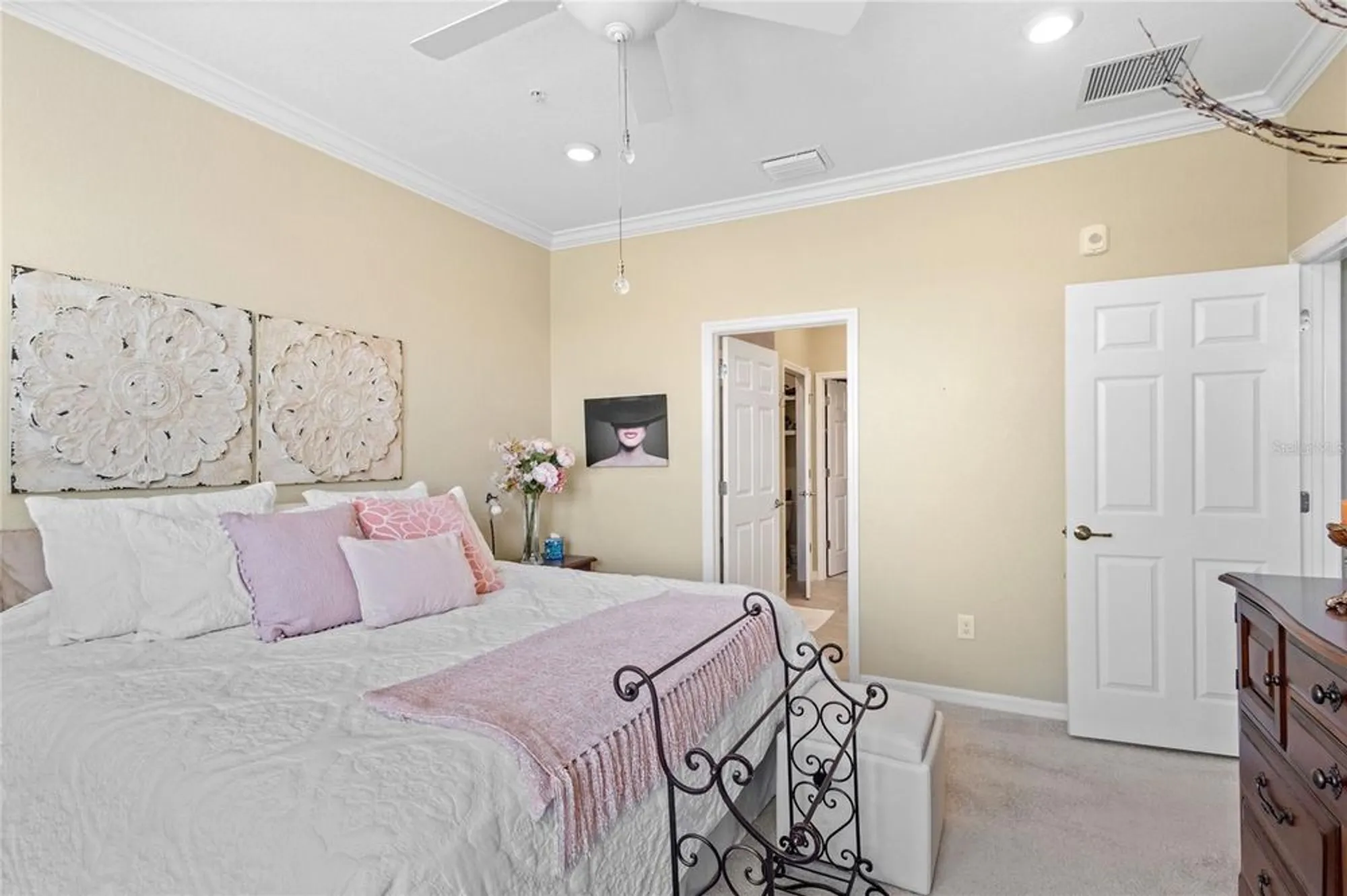 Property Slideshow image 22 of 58 | 10035 crooked creek dr unit 202, Venice, FL, 34293