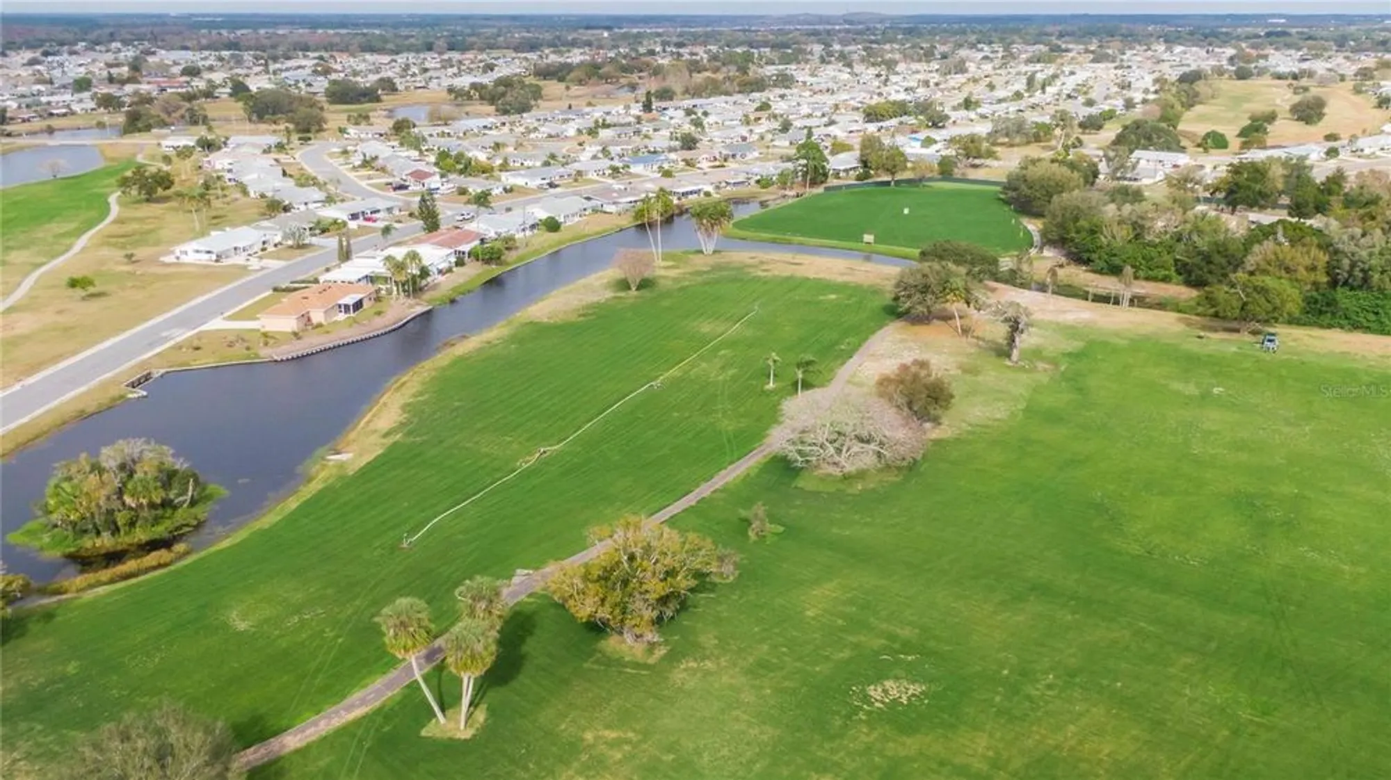 Property Slideshow image 65 of 79 | 2007 east view dr, Sun City Center, FL, 33573