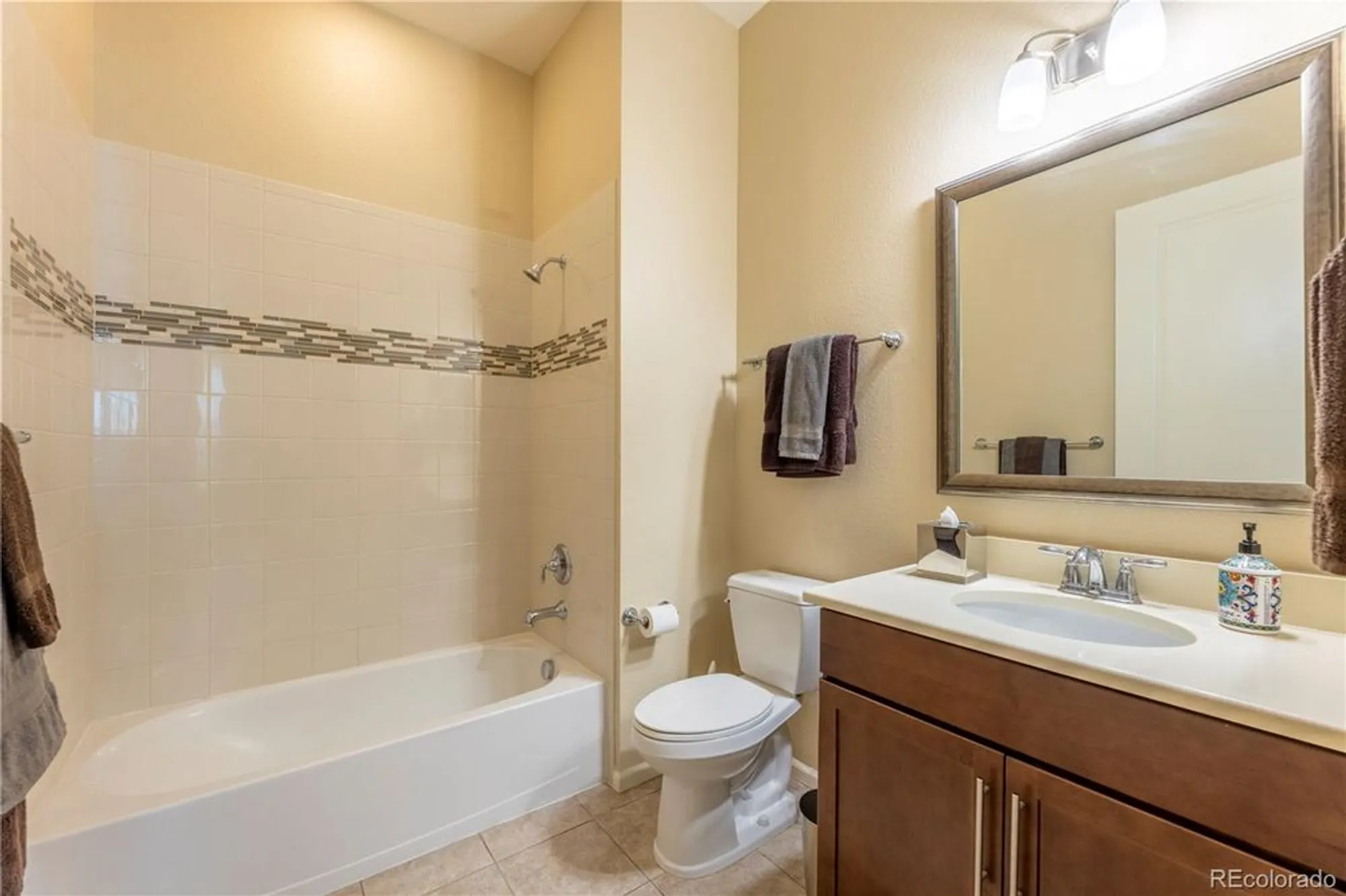 Property Slideshow image 18 of 40 | 3695 new haven cir, Castle Rock, CO, 80109