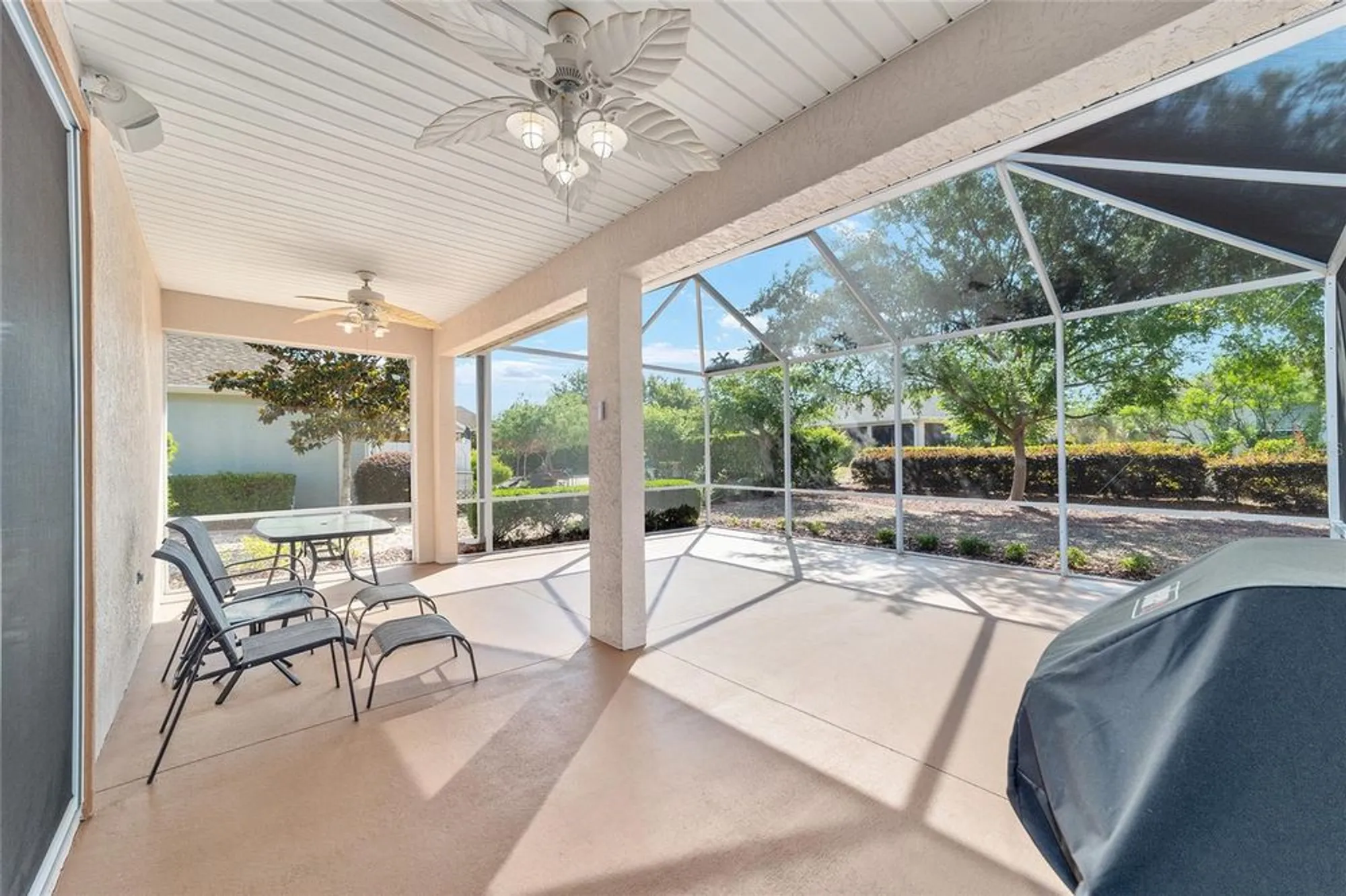 Property Slideshow image 18 of 49 | 8678 sw 83rd cir, Ocala, FL, 34481