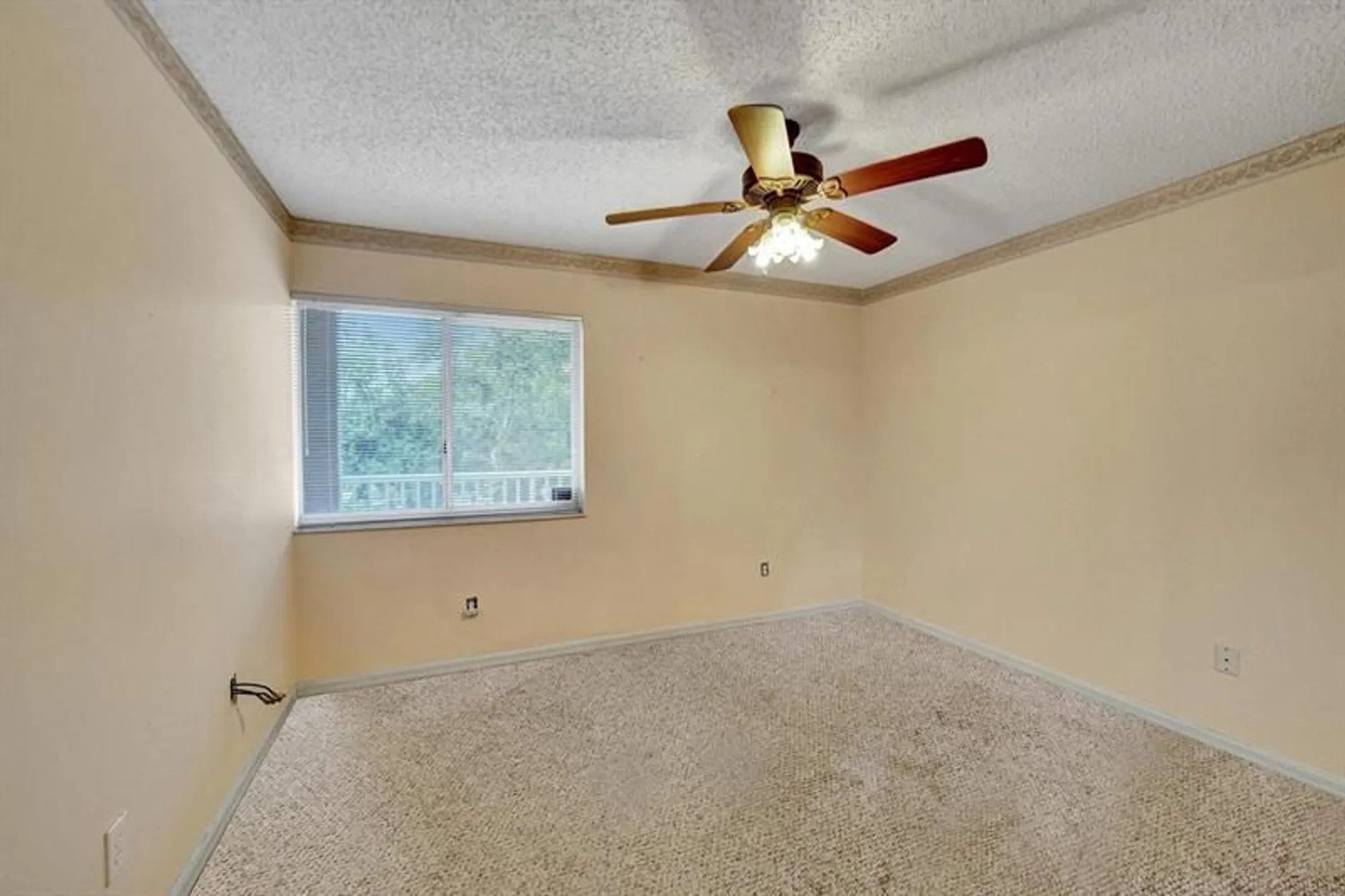 Property Slideshow image 28 of 61 | 9587 weldon cir apt b312, Fort Lauderdale, FL, 33321