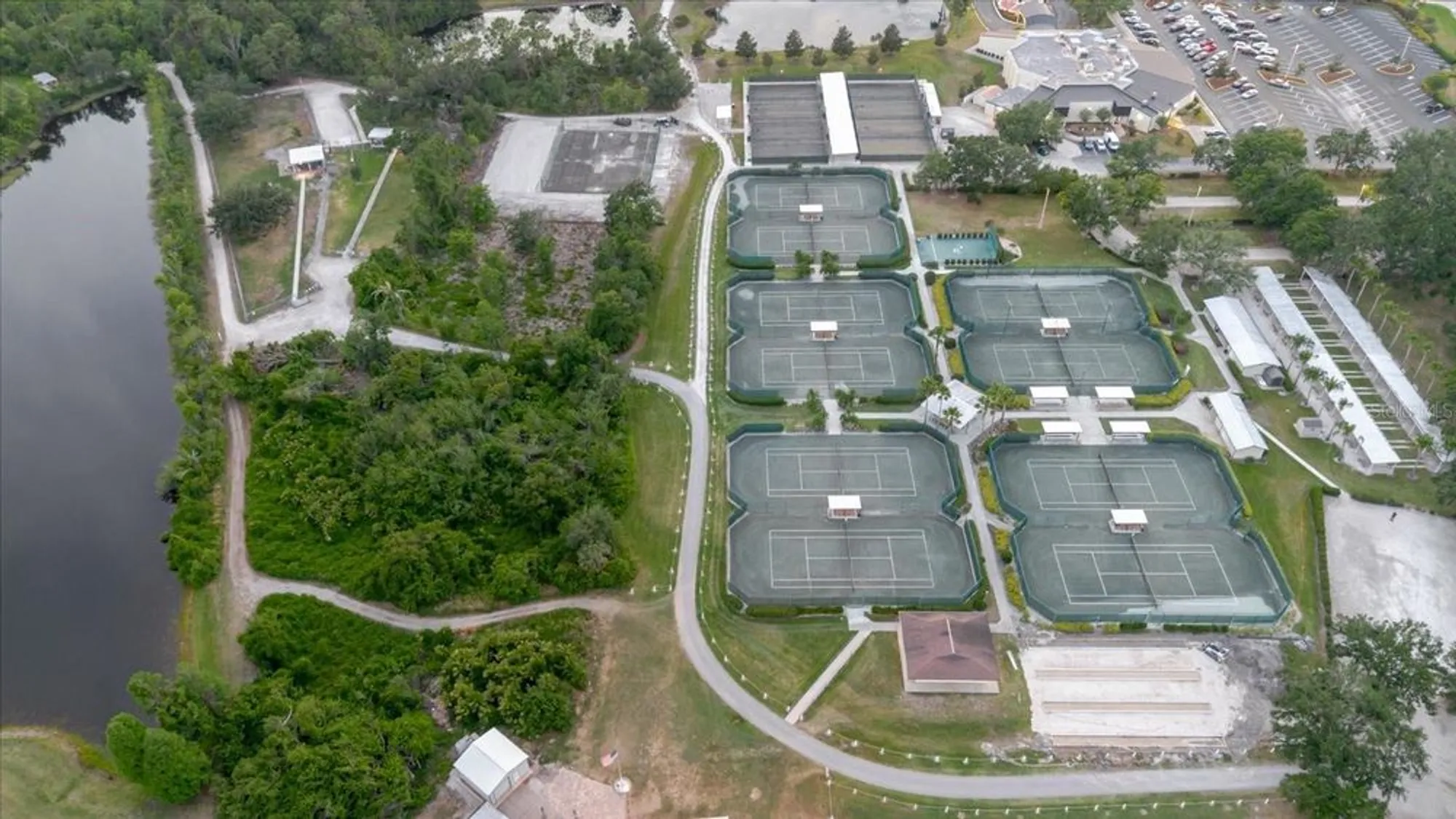 Property Slideshow image 47 of 60 | 646 allegheny dr, Sun City Center, FL, 33573