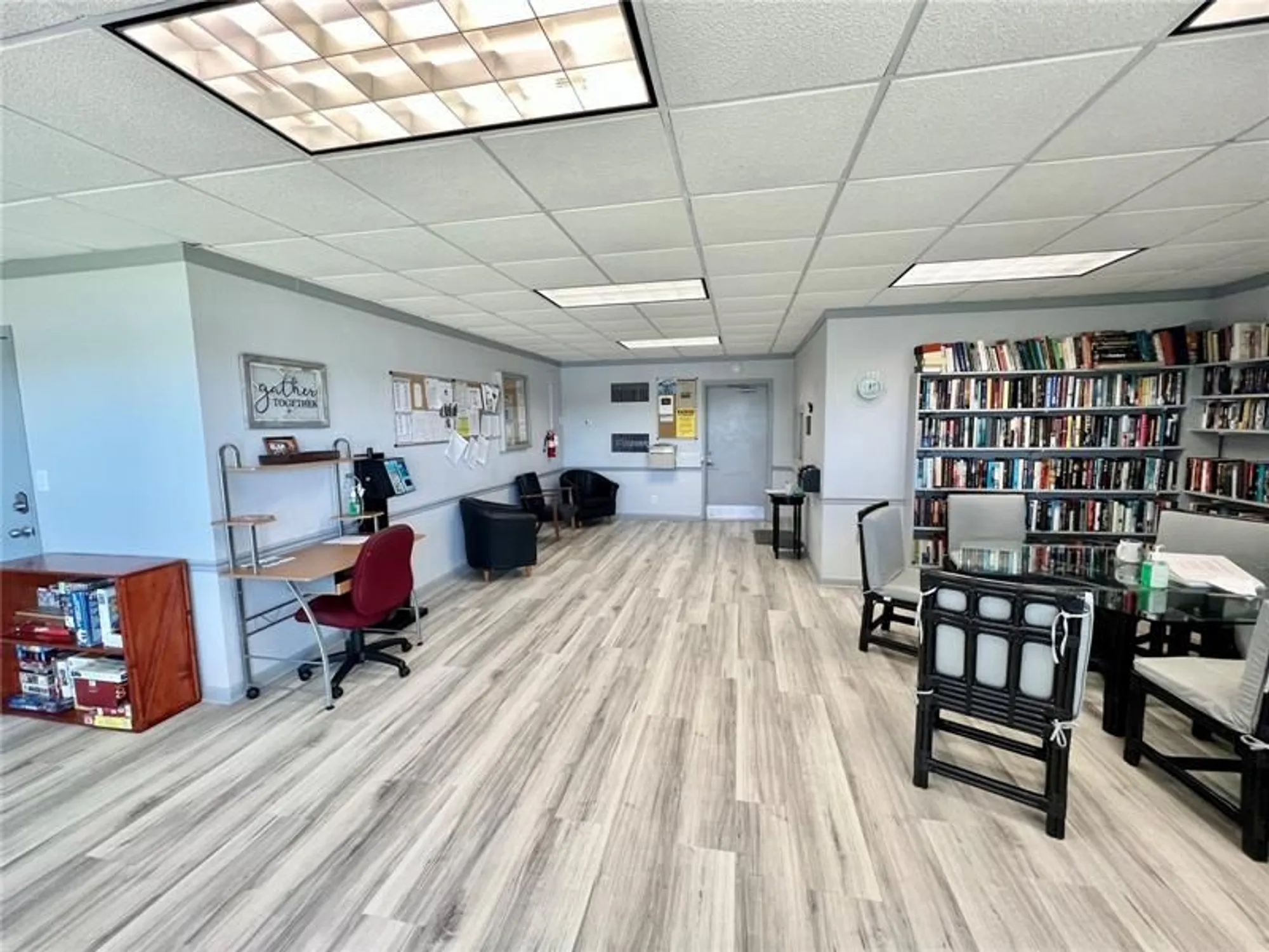 Property Slideshow image 25 of 49 | 2300 park ln 311, Hollywood, FL, 33021