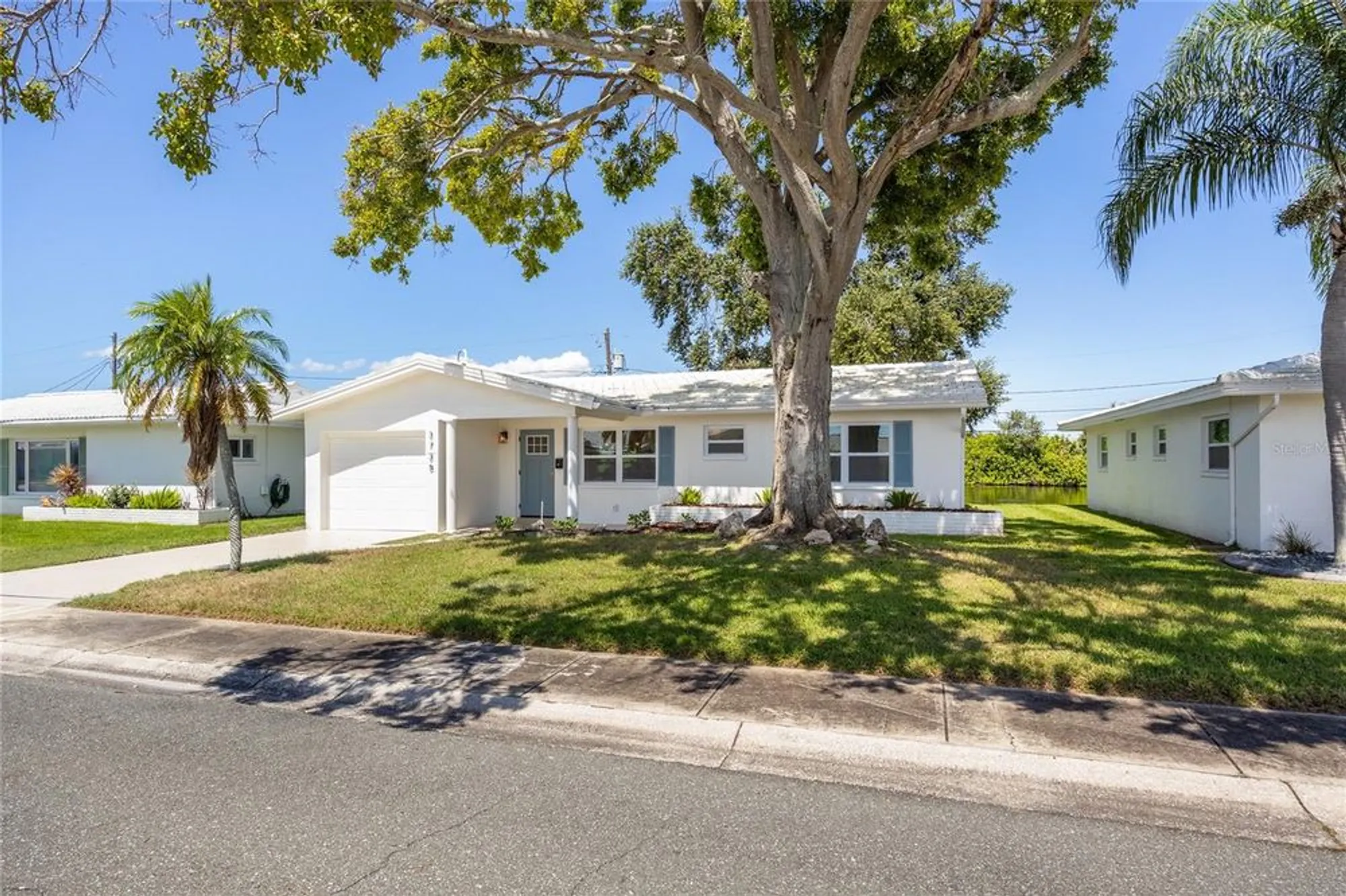 Property Slideshow image 1 of 43 | 3735 101st ave, Pinellas Park, FL, 33782