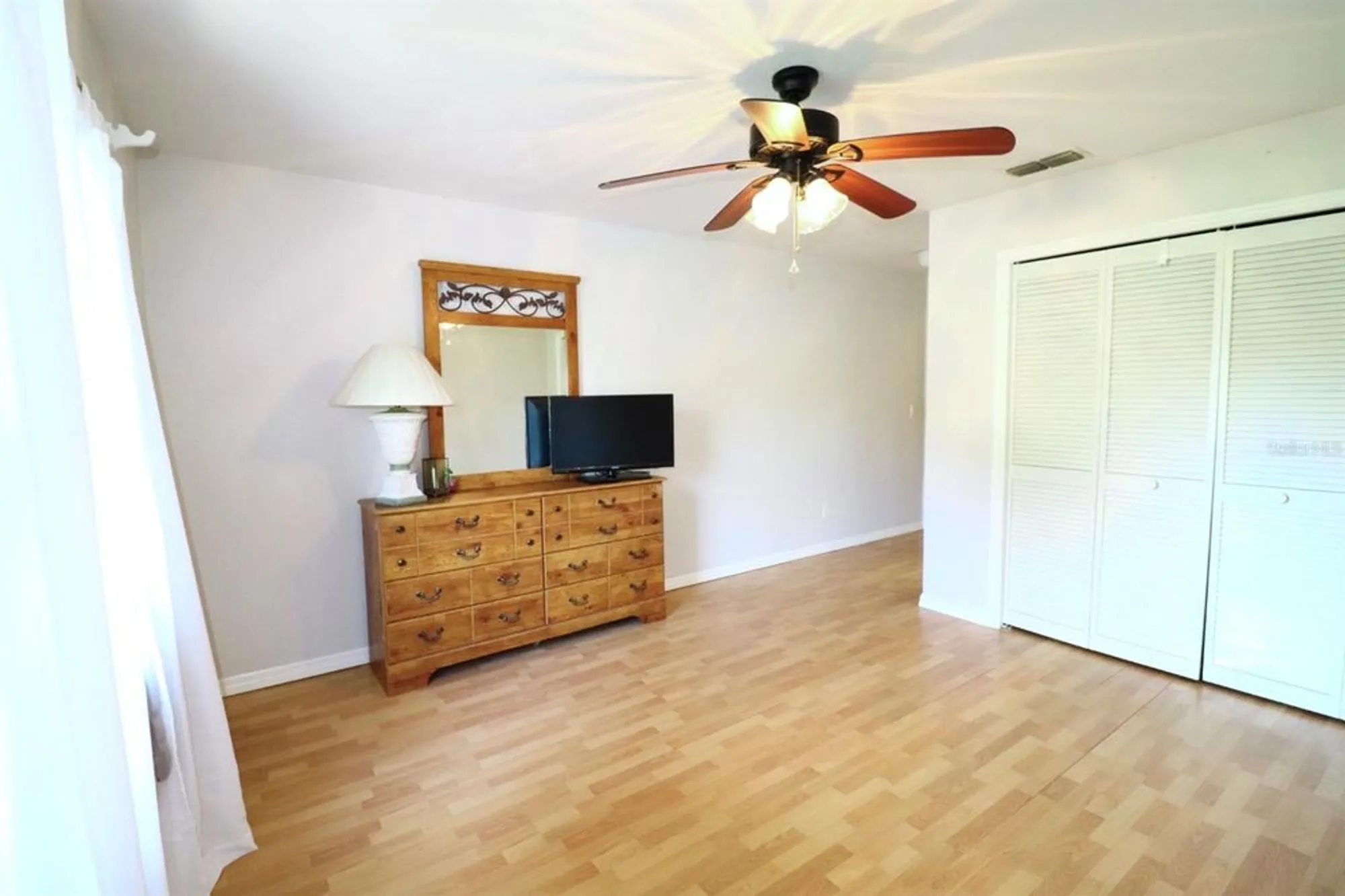 Property Slideshow image 21 of 33 | 5351 sw 80th pl, Ocala, FL, 34476