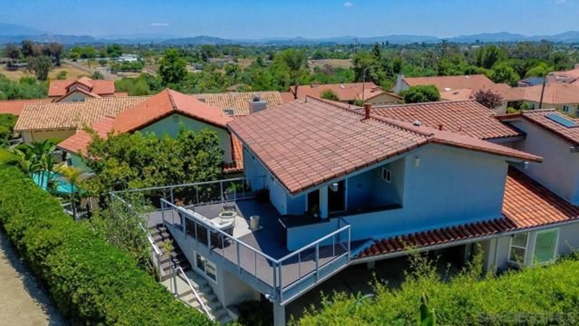 Property Slideshow image 64 of 70 | 907 ridge heights dr, Fallbrook, CA, 92028