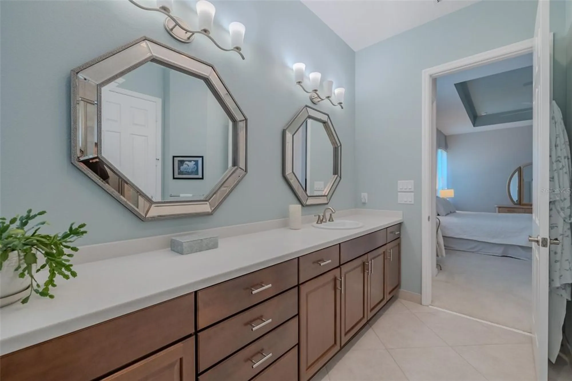 Property Slideshow image 20 of 87 | 4938 grand banks dr, Wimauma, FL, 33598