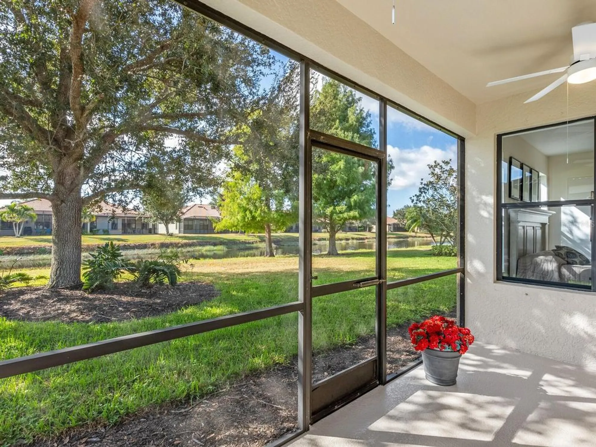 Property Slideshow image 9 of 42 | 1920 batello dr, Venice, FL, 34292