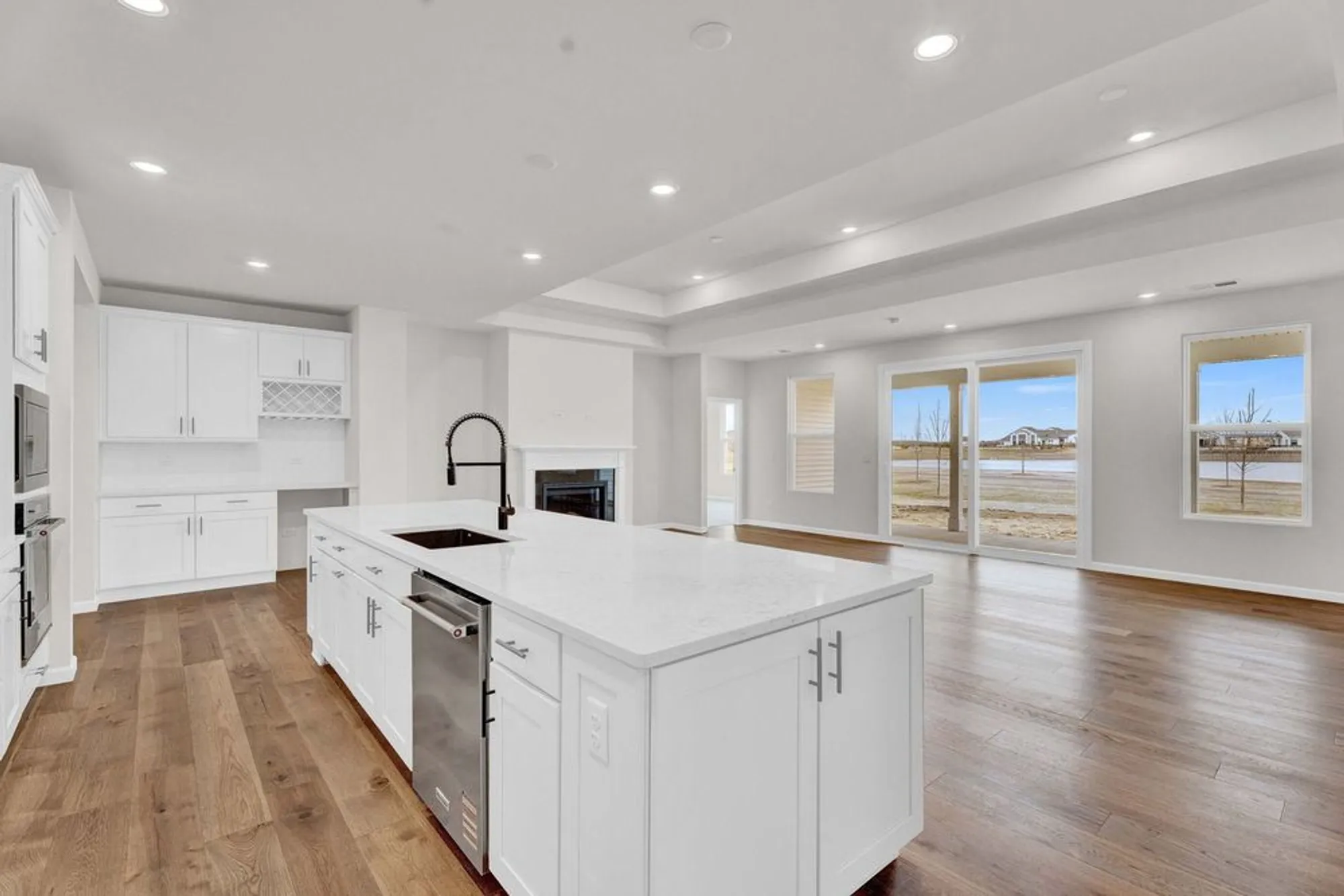 Property Slideshow image 12 of 28 | 3146 bellwether dr, Aurora, IL, 60503