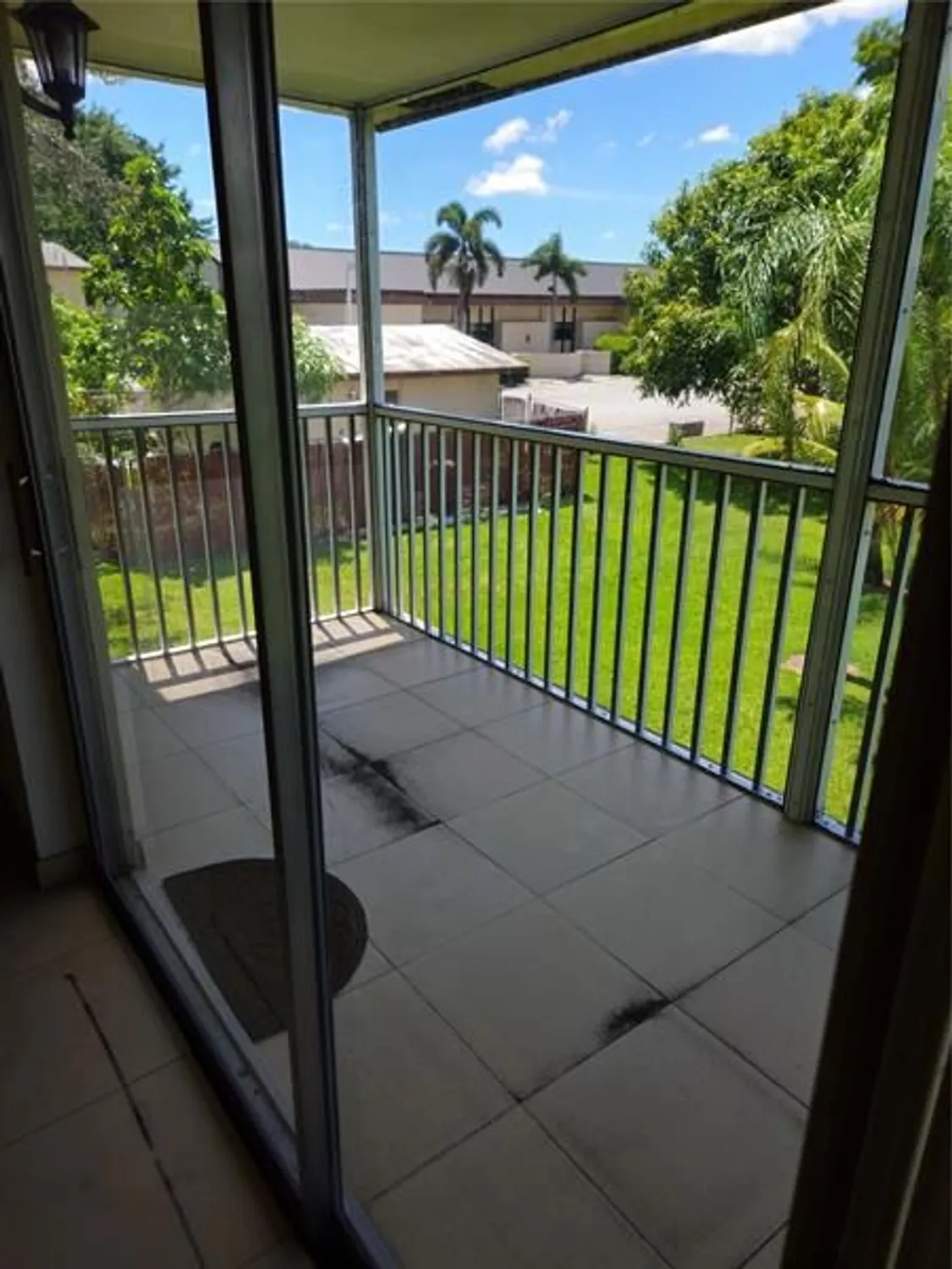 Property Slideshow image 20 of 35 | 7500 nw 5th pl apt 201, Margate, FL, 33063