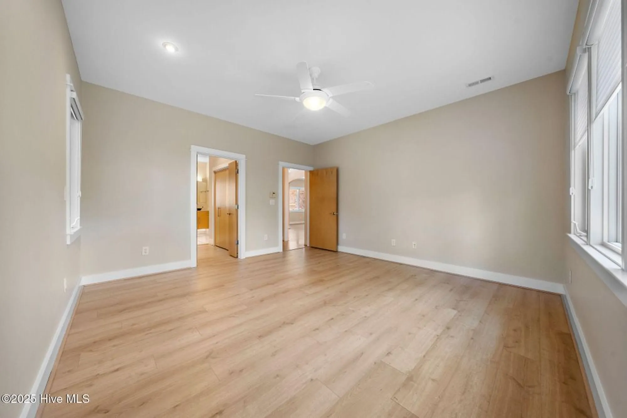 Property Slideshow image 24 of 76 | 2945 moorings way, Southport, NC, 28461