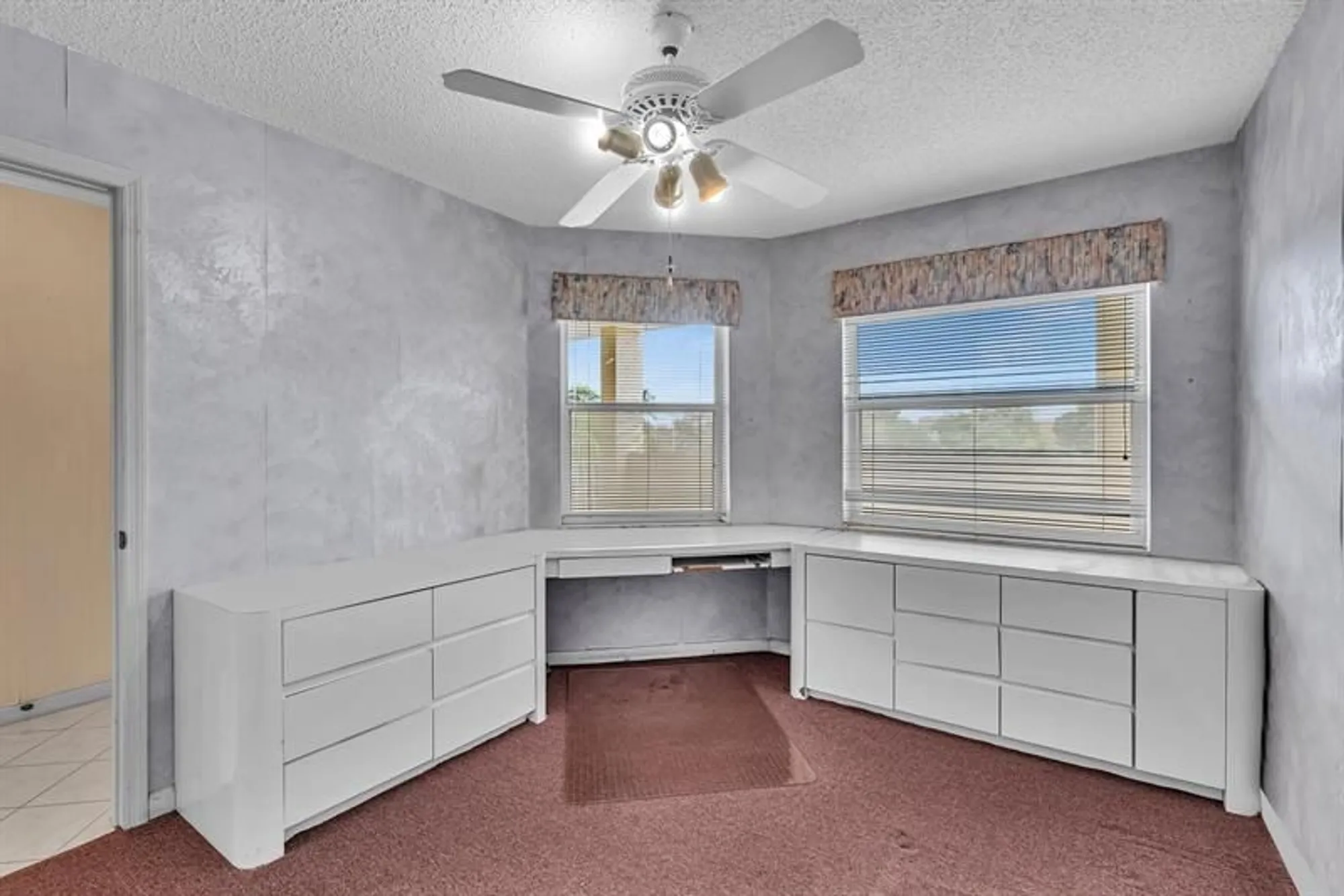 Property Slideshow image 37 of 81 | 7377 granville dr 311, Tamarac, FL, 33321