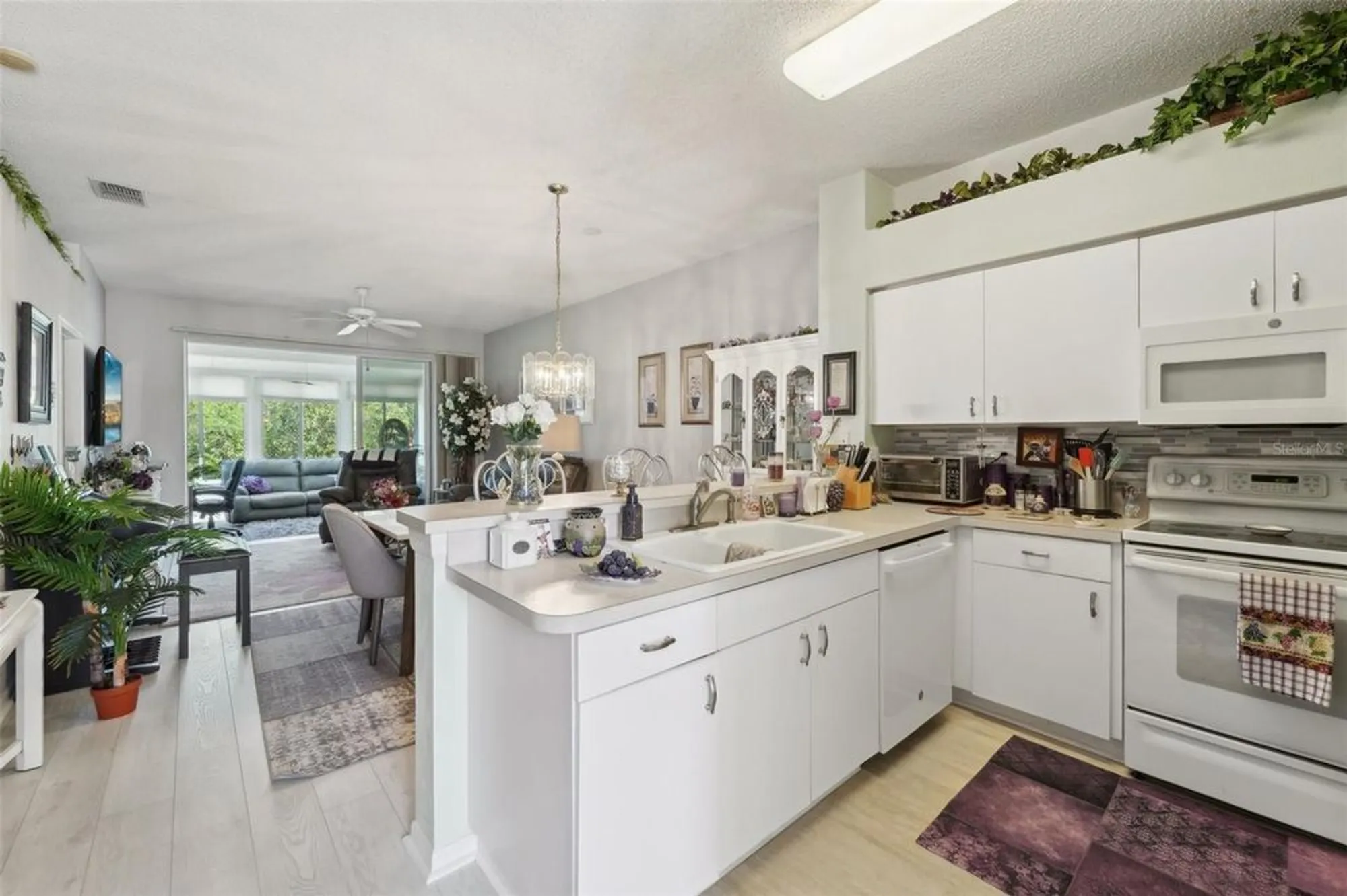 Property Slideshow image 15 of 67 | 767 tremont greens ln # 64, Sun City Center, FL, 33573