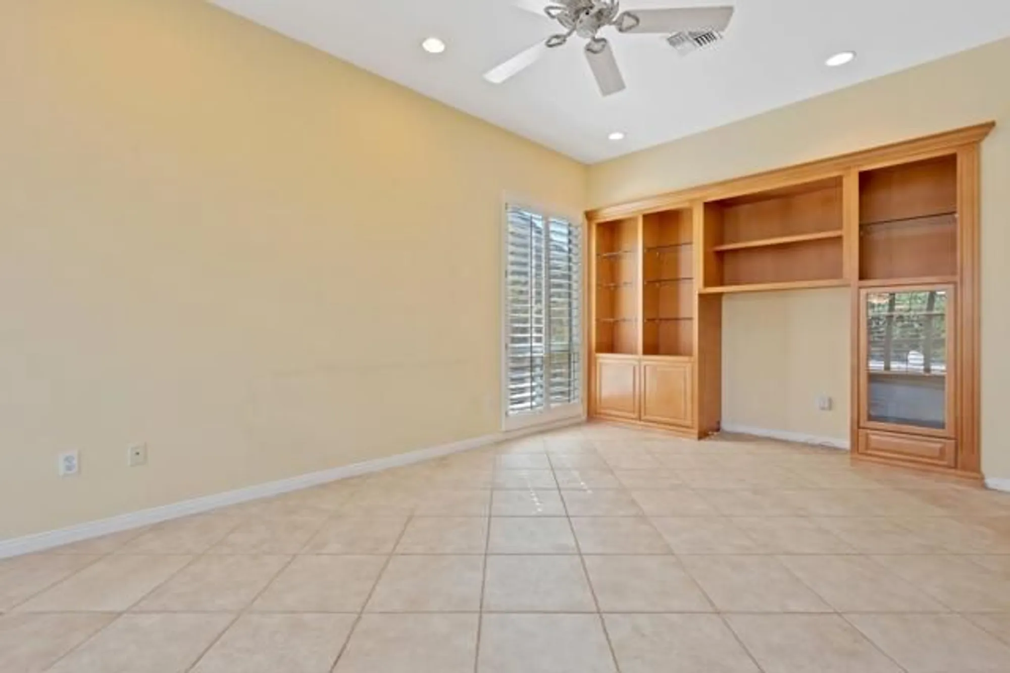 Property Slideshow image 14 of 40 | 78608 sunrise canyon ave, Palm Desert, CA, 92211