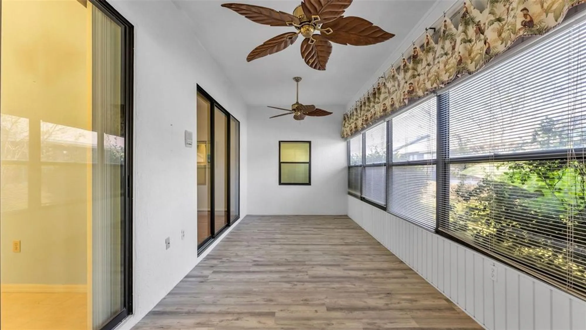 Property Slideshow image 37 of 50 | 6064 condor dr, Lakeland, FL, 33809