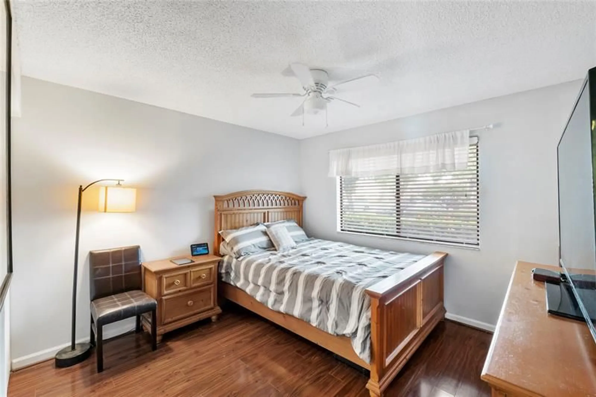 Property Slideshow image 11 of 21 | 9635 n belfort cir 109, Tamarac, FL, 33321