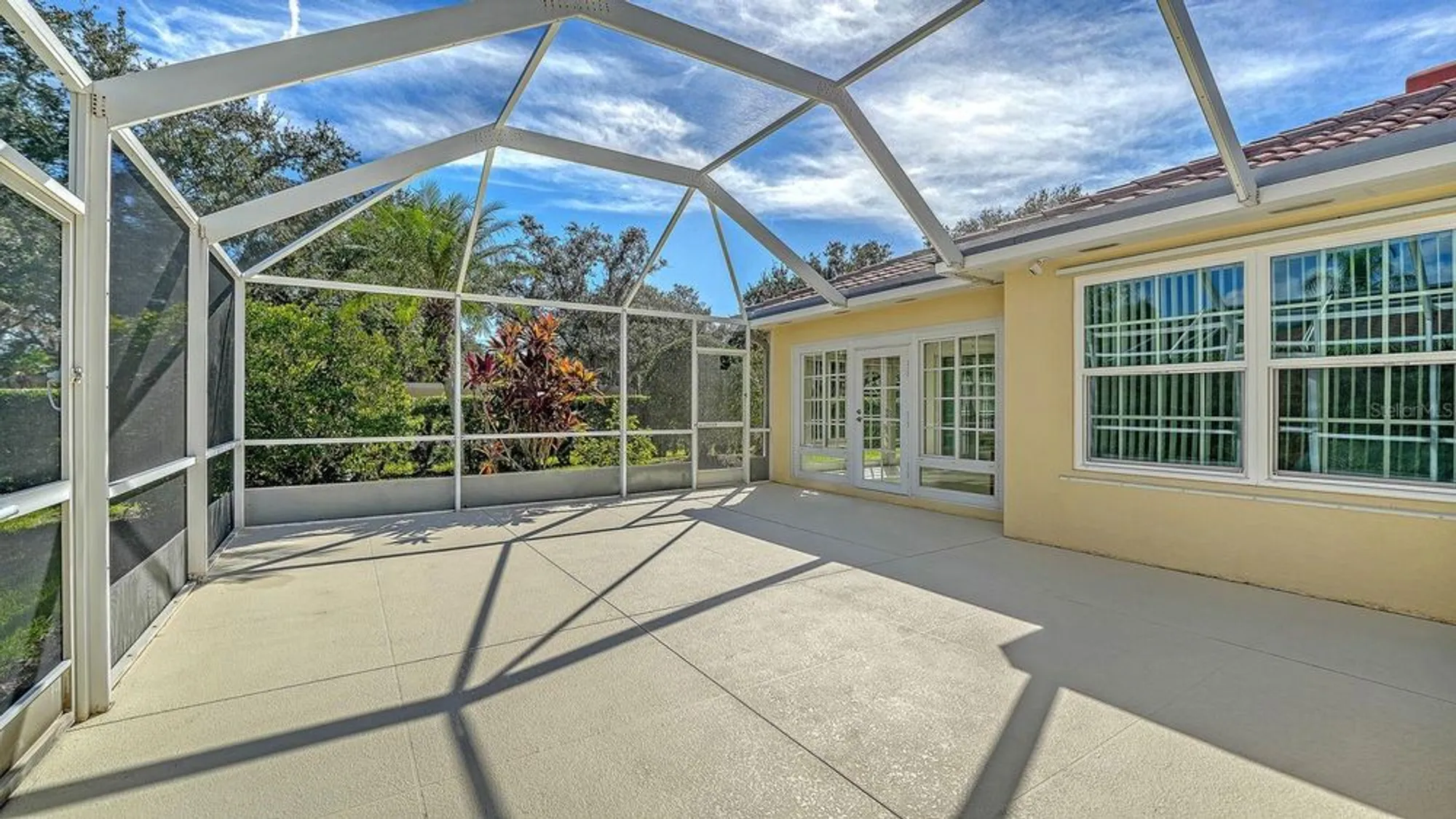 Property Slideshow image 39 of 71 | 8878 estepona ct, Sarasota, FL, 34238