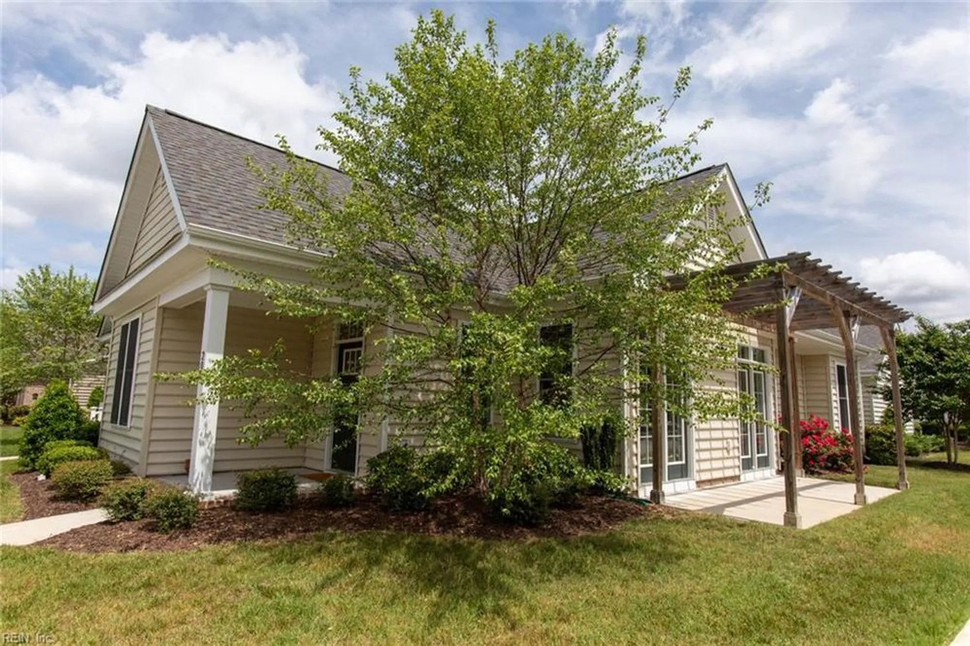 Property Slideshow image 37 of 50 | 200 durham st, Smithfield, VA, 23430