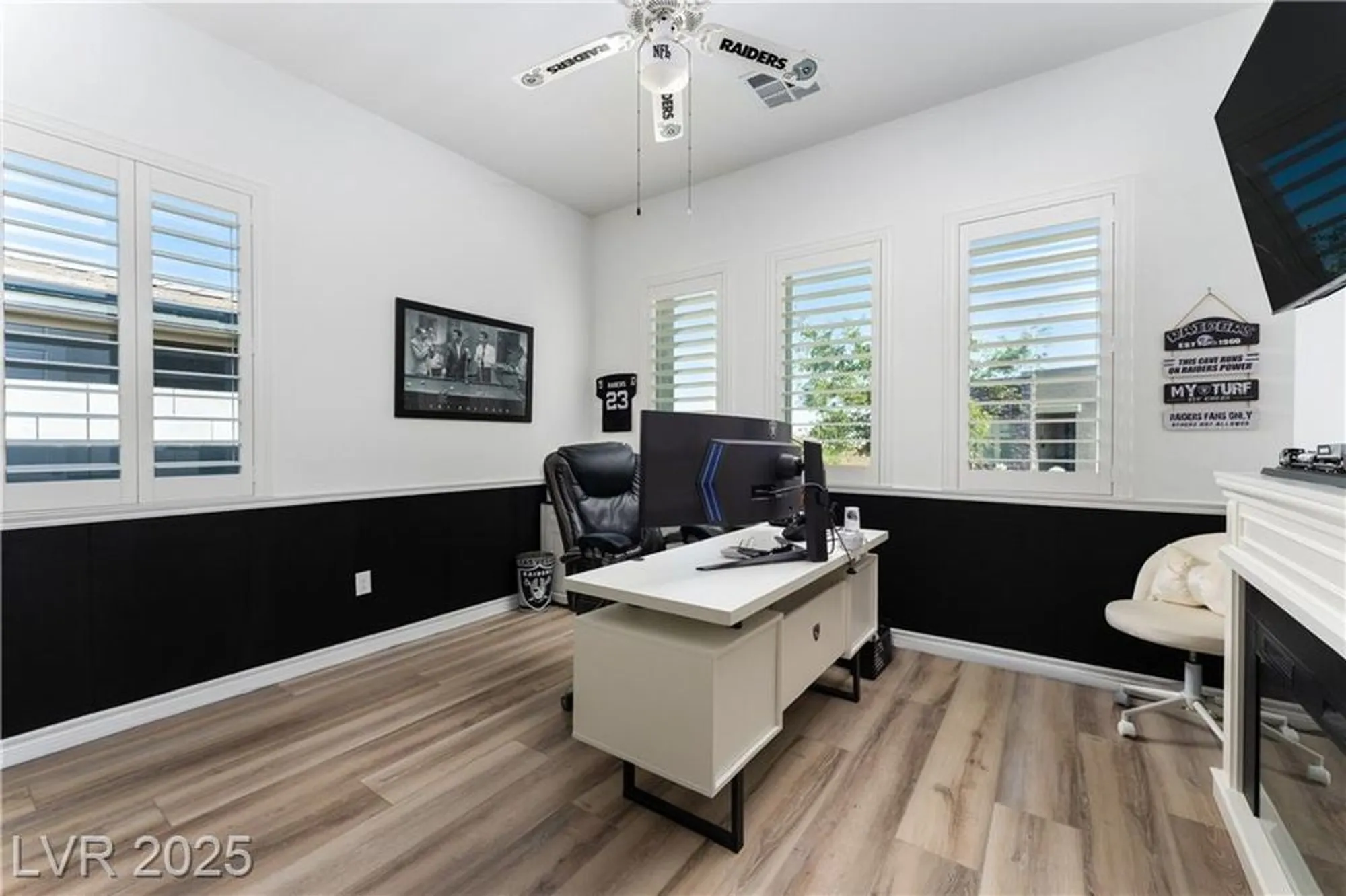 Property Slideshow image 19 of 44 | 12438 heritage bend dr, Las Vegas, NV, 89138