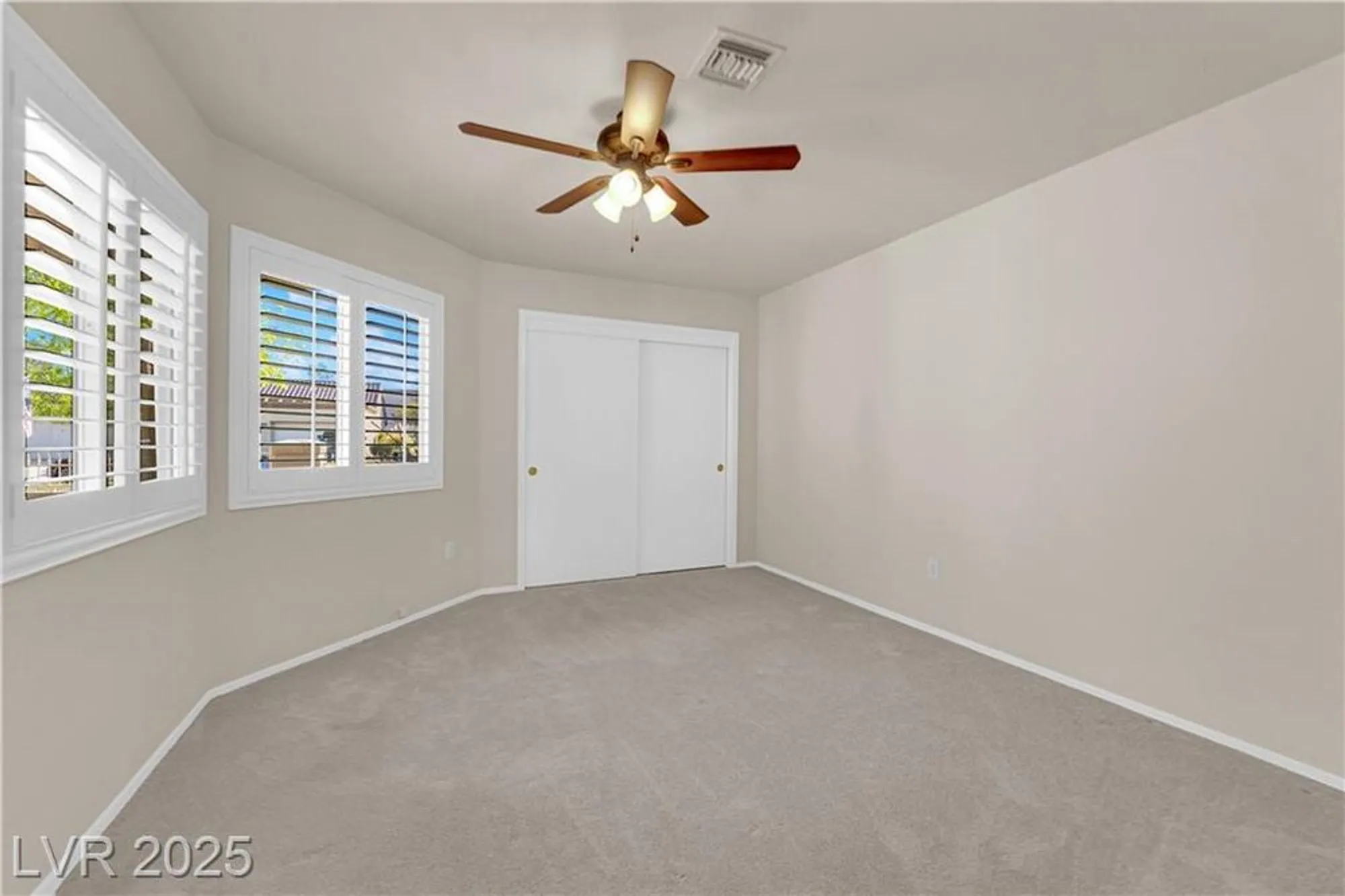 Property Slideshow image 11 of 20 | 8620 prairie hill dr, Las Vegas, NV, 89134