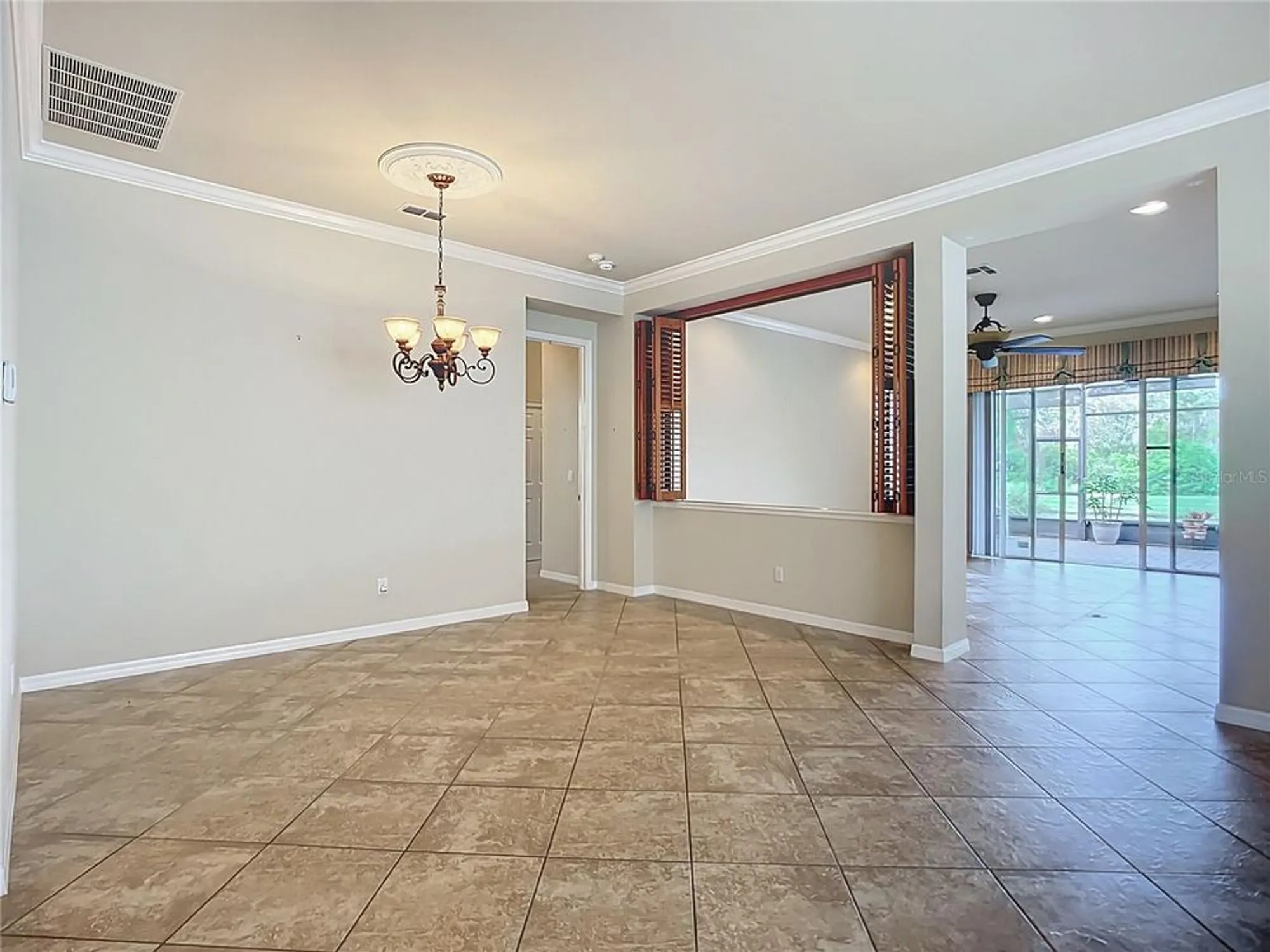 Property Slideshow image 14 of 80 | 16113 cape coral dr, Wimauma, FL, 33598